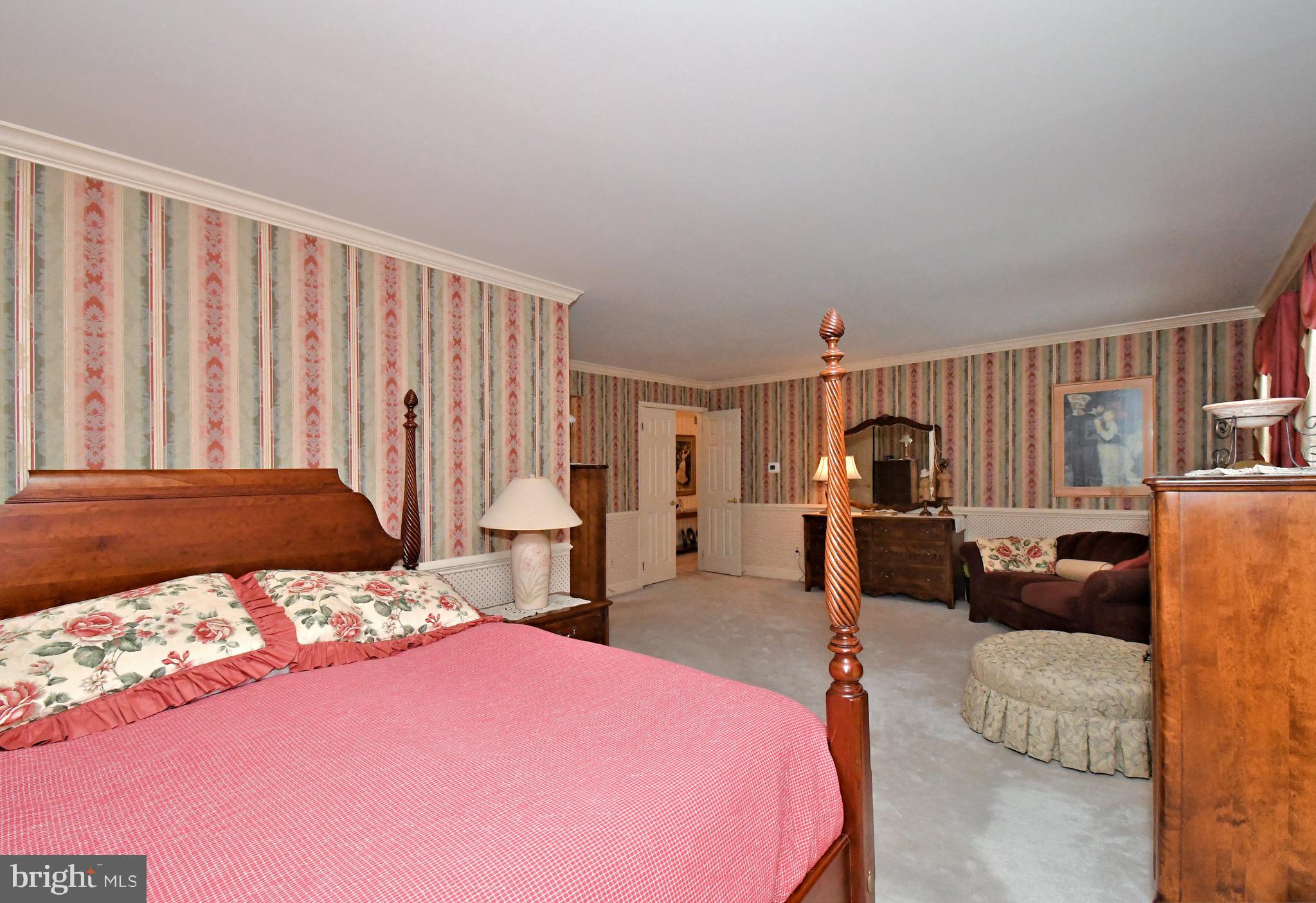 GWYNEDD KNOLL - Residential