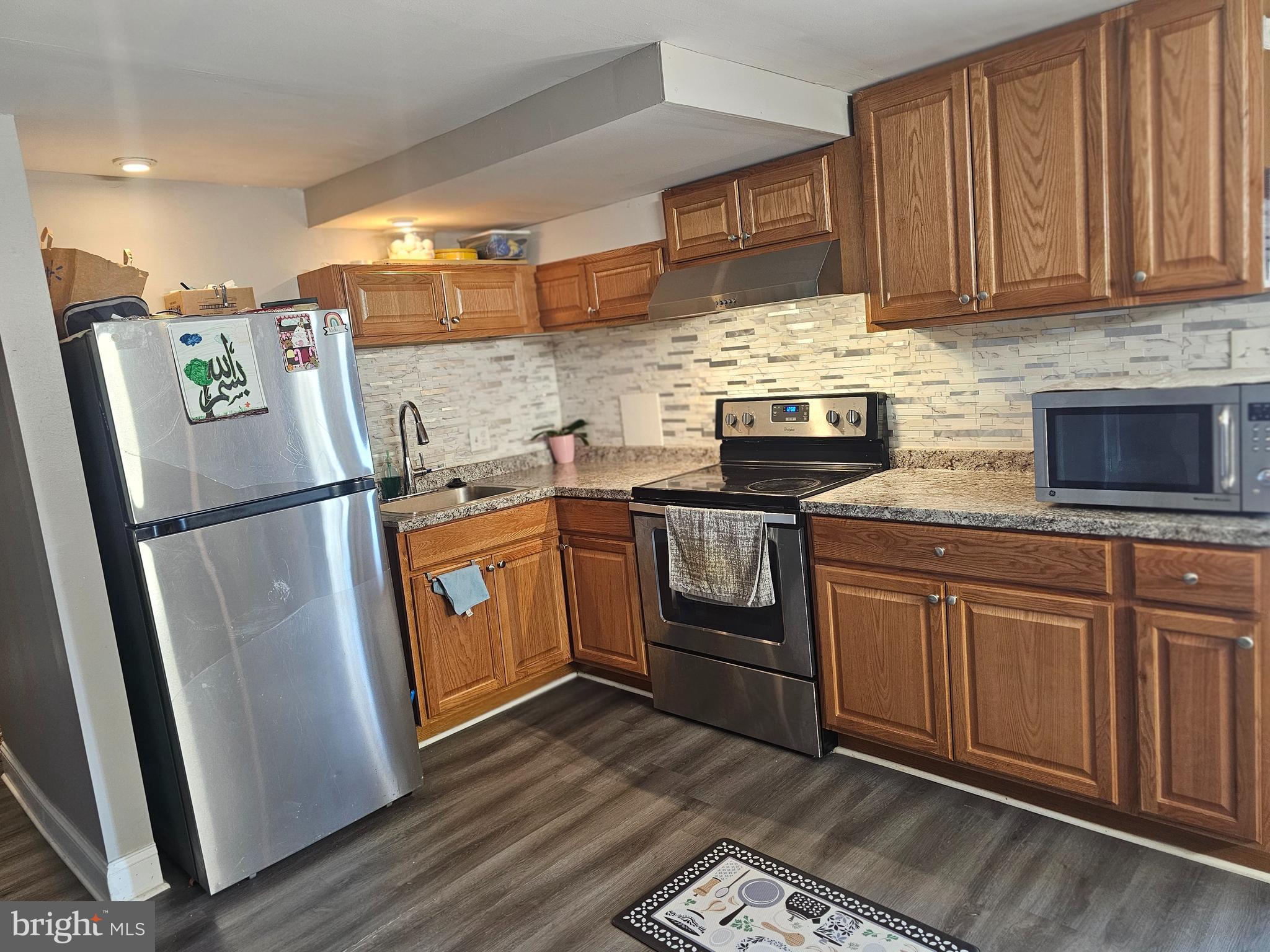 HUNT CLUB ESTATES - Residential