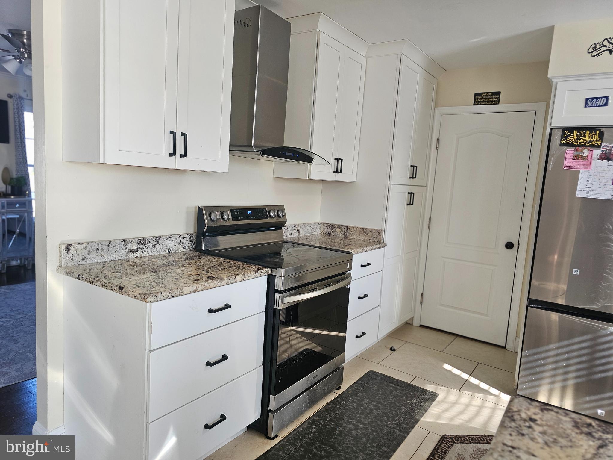 HUNT CLUB ESTATES - Residential