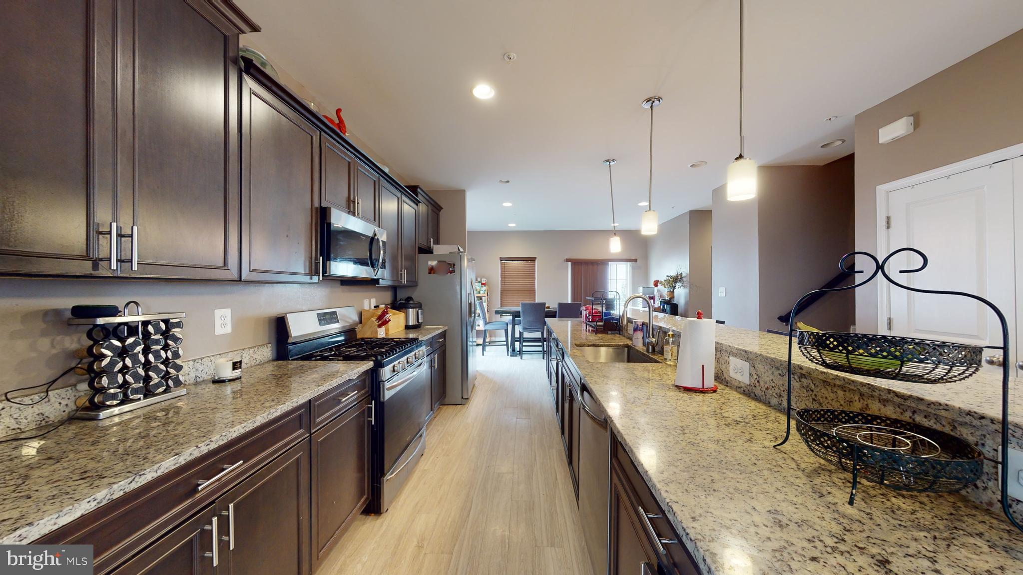 SPRING CREEK - Residential