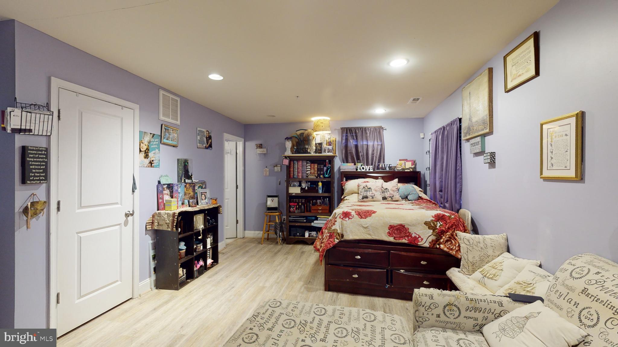 SPRING CREEK - Residential