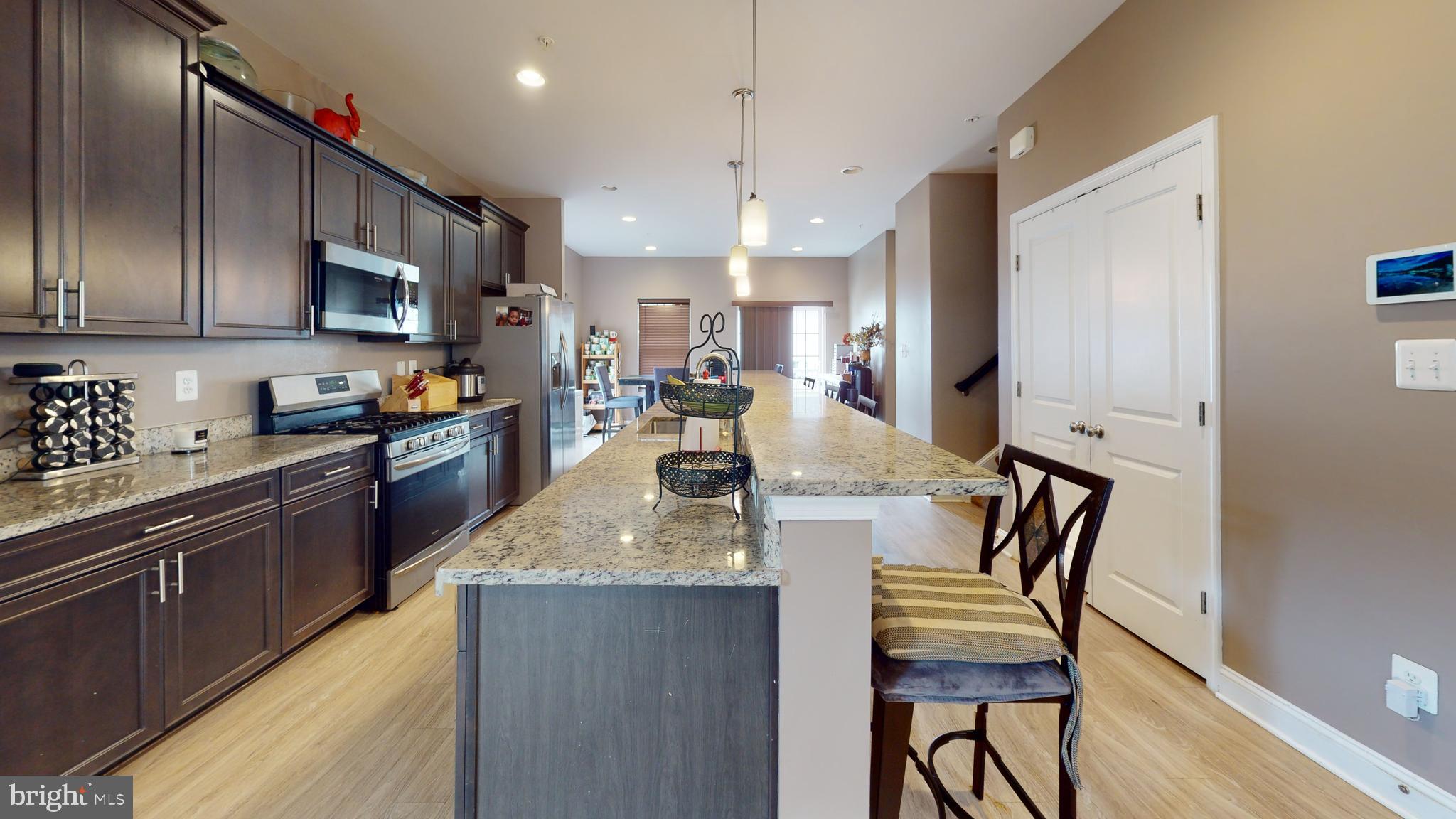 SPRING CREEK - Residential