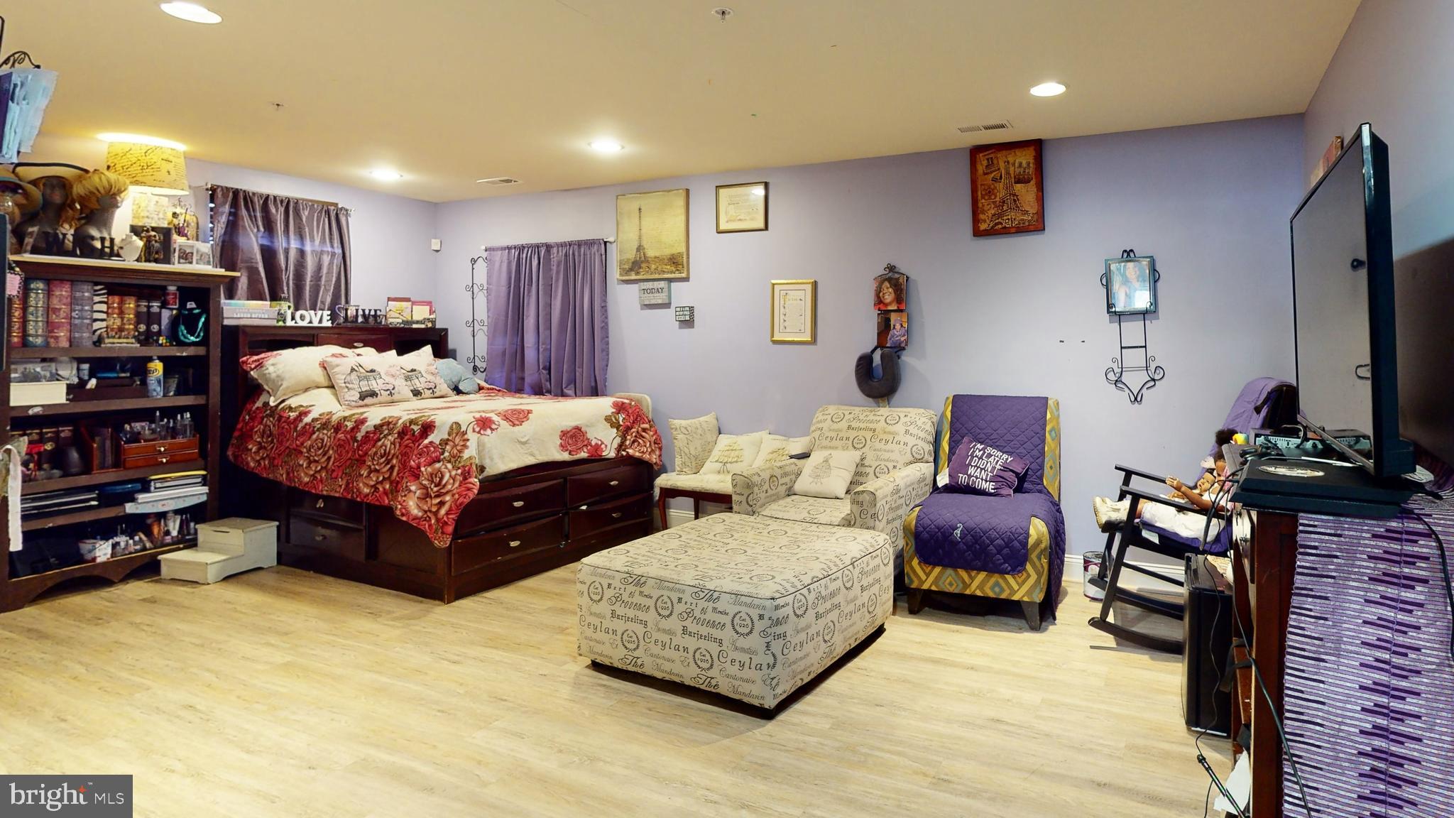 SPRING CREEK - Residential