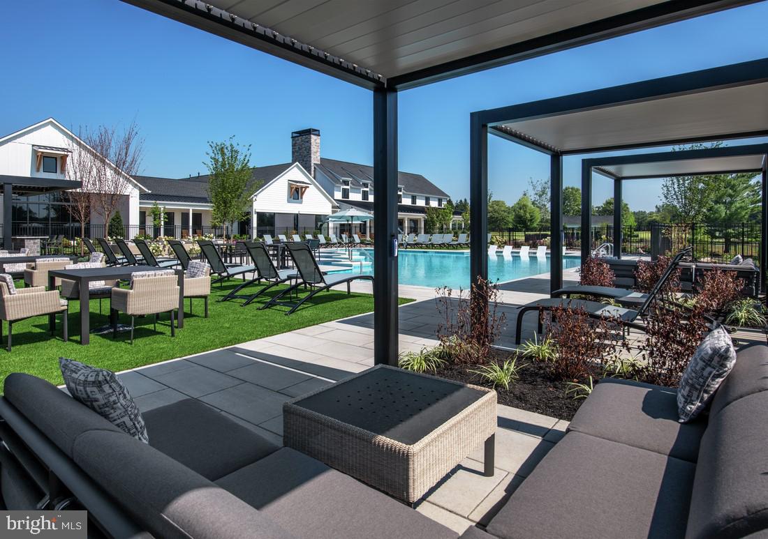 REGENCY AT WATERSIDE - Residential