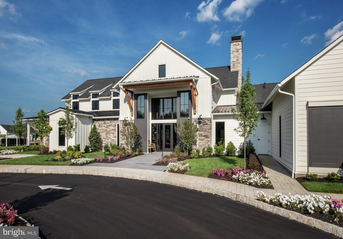 REGENCY AT WATERSIDE - Residential