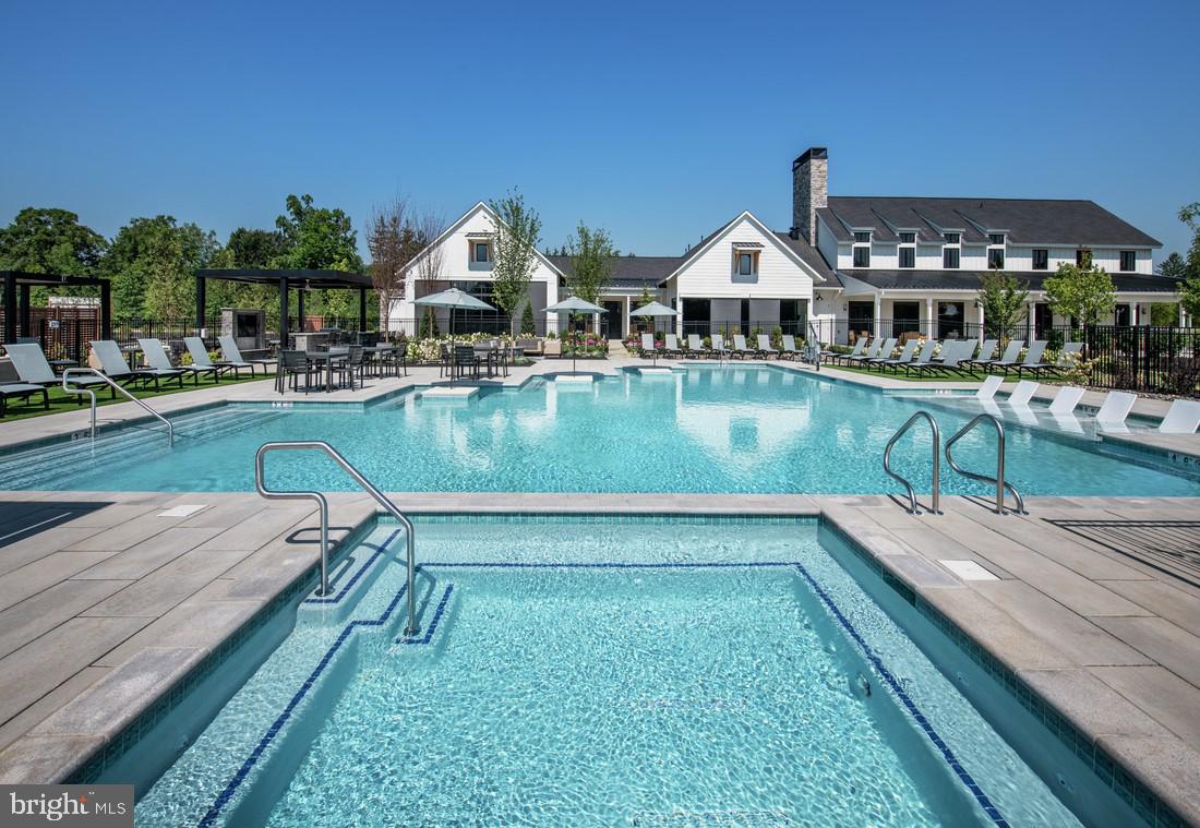 REGENCY AT WATERSIDE - Residential