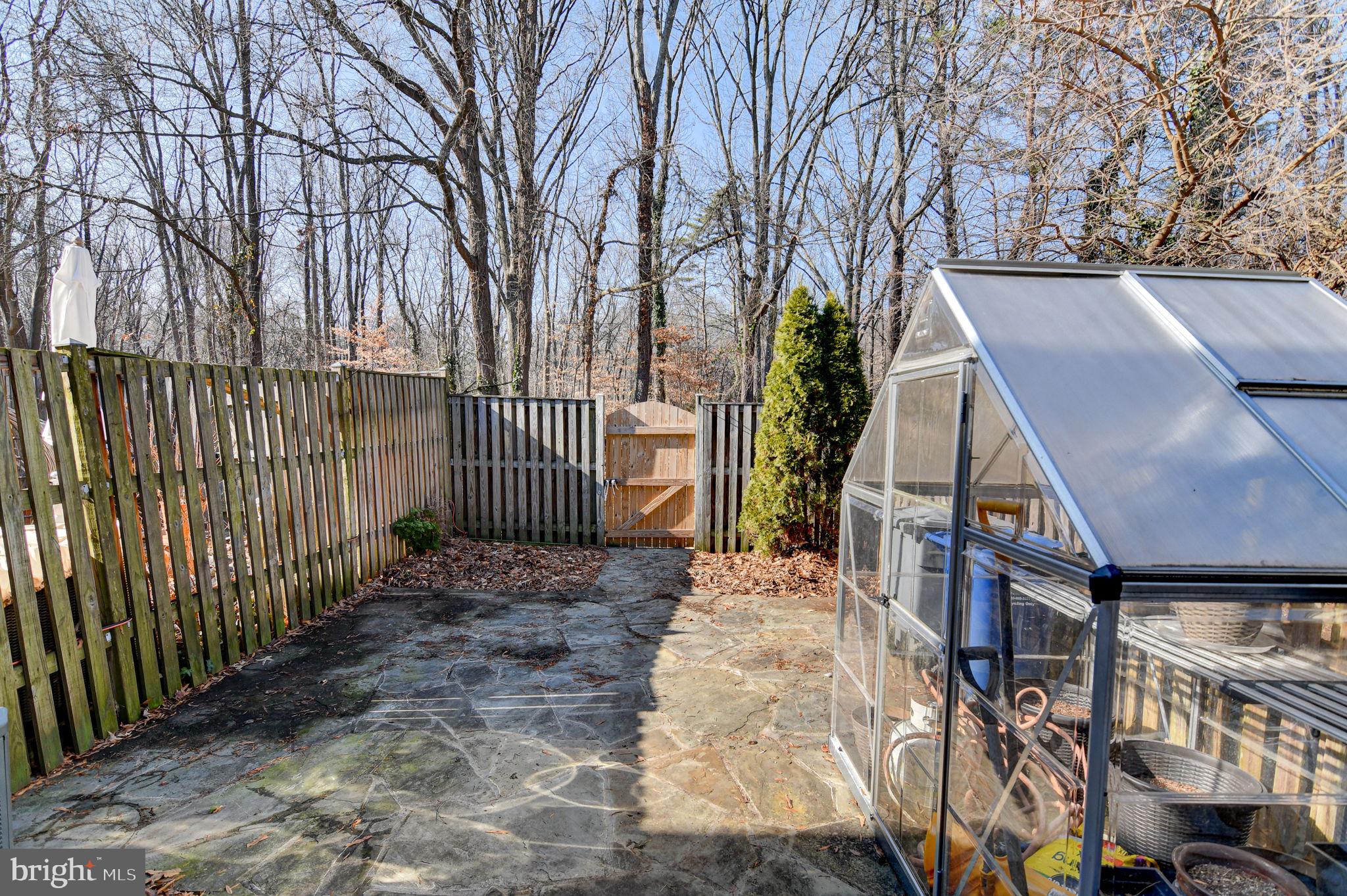 SOUTH KINGS STATION - Residential