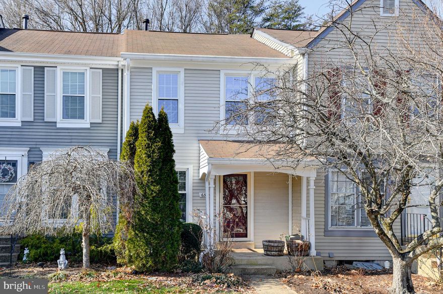 Charming & Move-In Ready 3-Level Townhome in South Kings Station!
Welcome to this beautifully maintained 1,344 sq. ft. (across three levels) townhome, offering three levels of spacious and comfortable living. This 2-bedroom, 3.5-bath home has been freshly painted in neutral tones and professionally cleaned, making it truly move-in ready. The upper-level features two primary suites, each with its own private bath. The main level boasts a blend of hardwood flooring and luxury vinyl plank (LVP) throughout, with an open-concept living and dining area that leads to a fully fenced flagstone patio and greenhouse—perfect for outdoor entertaining and year-round gardening.
The fully finished lower level includes a full bath, a wood-burning fireplace, and a versatile space ideal for a home office, guest suite, or recreation room. A charming covered front porch enhances the home's curb appeal and provides a welcoming entrance. This townhome is in a prime location, just minutes from Route 1, I-495, Huntington Metro station, public bus transportation, commuter lots, a military base, and a major airport. It is also conveniently close to Old Town Alexandria, shopping centers, grocery stores, restaurants, public schools, parks, hospitals and libraries. The home includes two assigned parking spaces (92), and the low quarterly HOA covers trash and snow removal.
Additional information about the major systems HVAC systems- Trane A-Coil (2000), Compressor (2008), and a 40-gallon water heater (2000), unknown age of roof. 
Don’t miss this fantastic opportunity to own a home in South Kings Station. Schedule your private tour today!
"All information, including but not limited to estimated dates, square footage, and property condition, is deemed reliable but not guaranteed. Buyers are encouraged to verify all details independently through professional evaluations. The seller and listing agent make no warranties, express or implied, regarding the accuracy of this information."