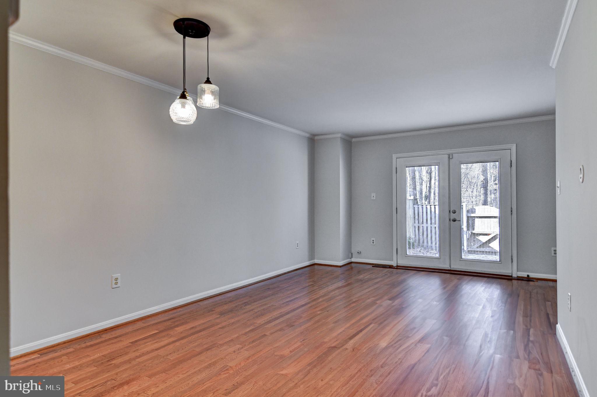 SOUTH KINGS STATION - Residential