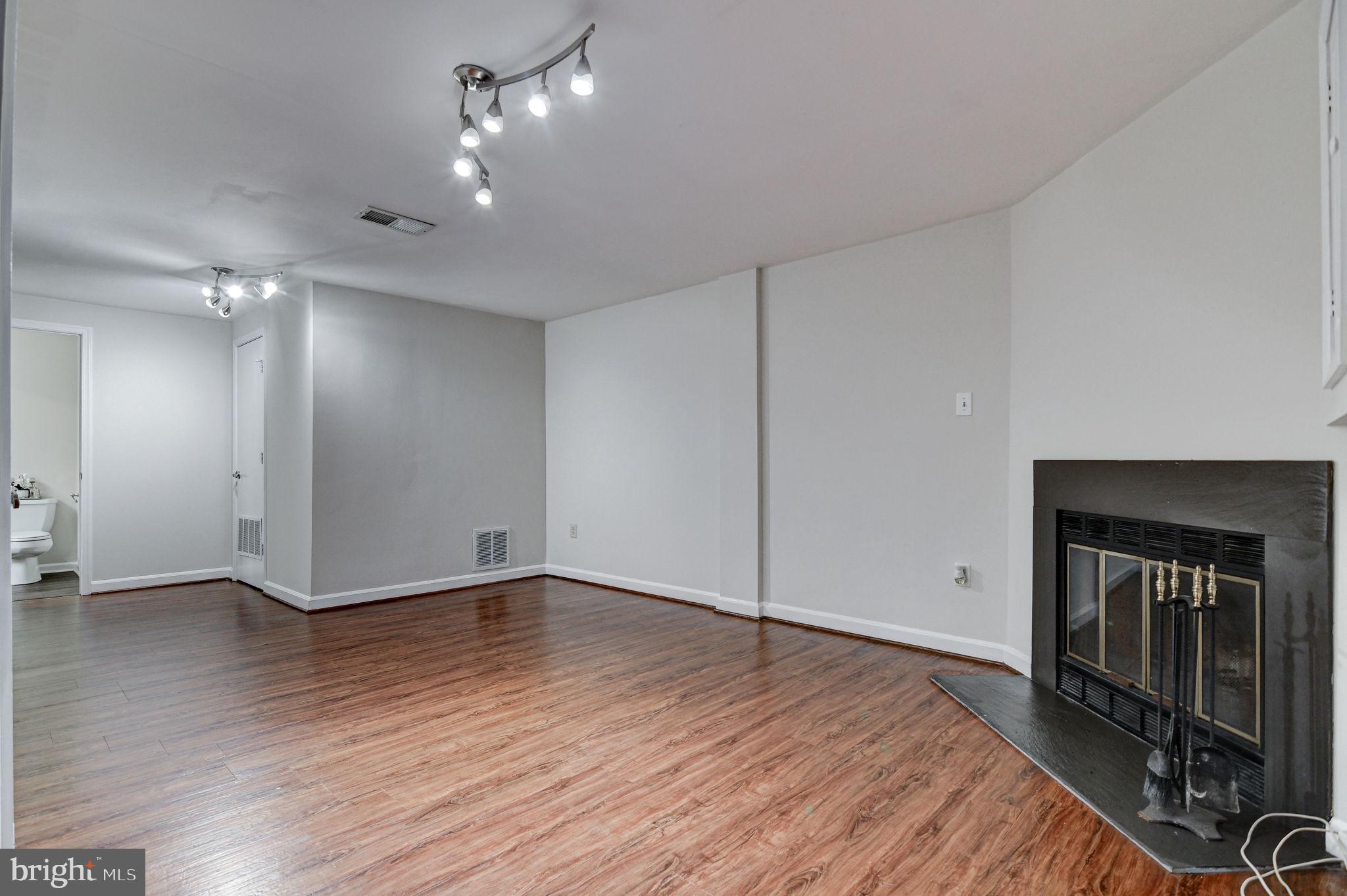 SOUTH KINGS STATION - Residential