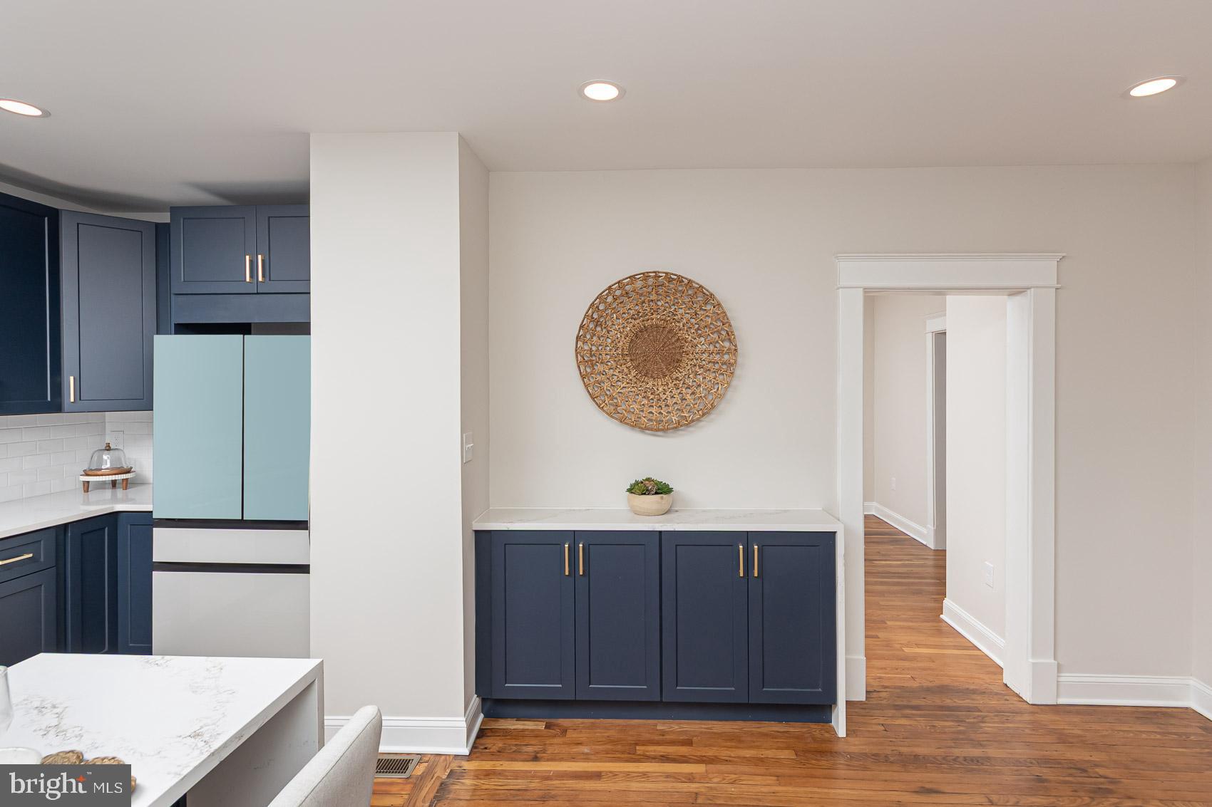 PARKVILLE - Residential
