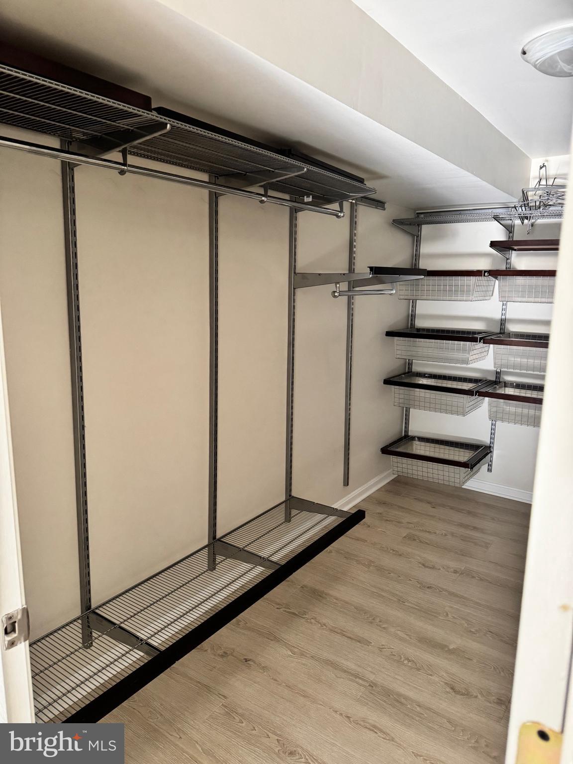 PARKSIDE AT ALEXANDRIA - Residential Lease