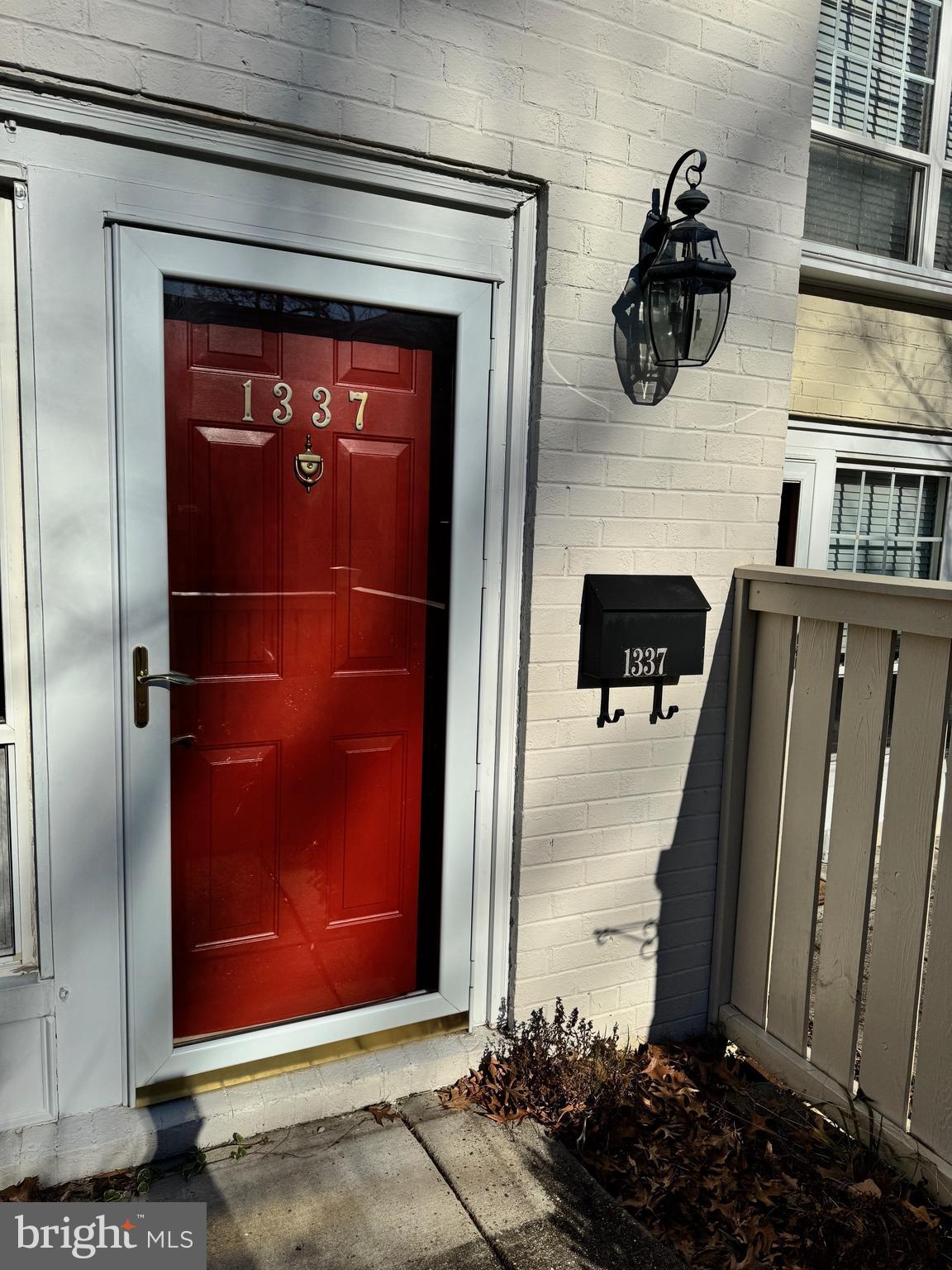 PARKSIDE AT ALEXANDRIA - Residential Lease