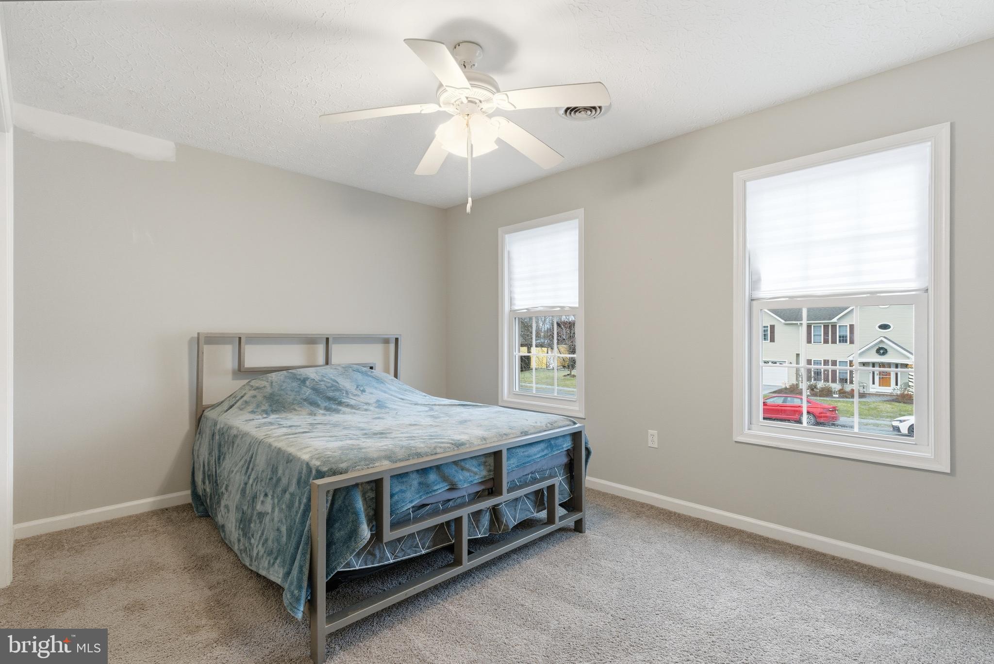 WOODSIDE ESTATES - Residential