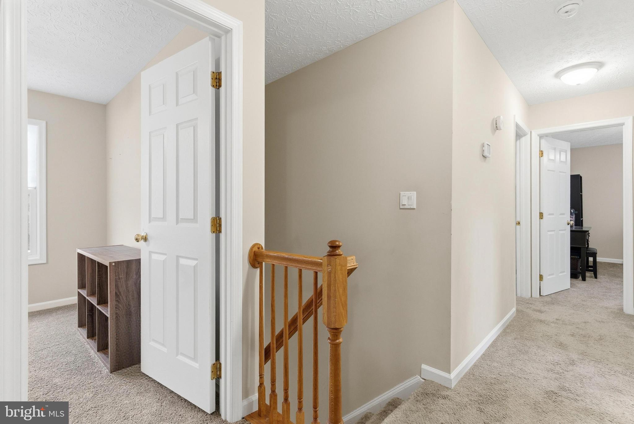 WOODSIDE ESTATES - Residential