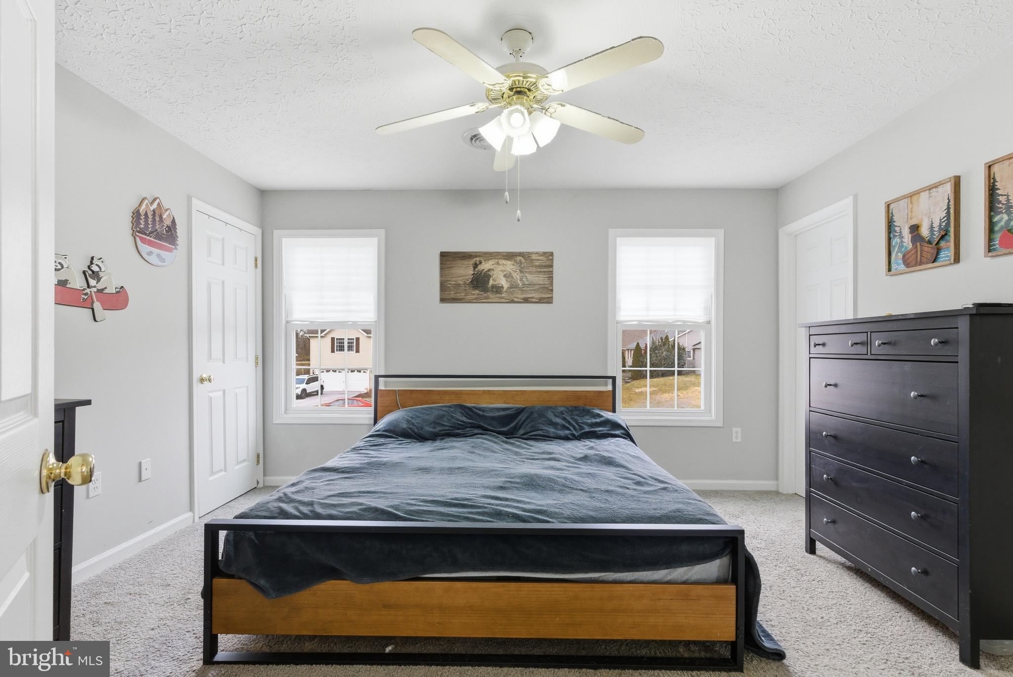 WOODSIDE ESTATES - Residential