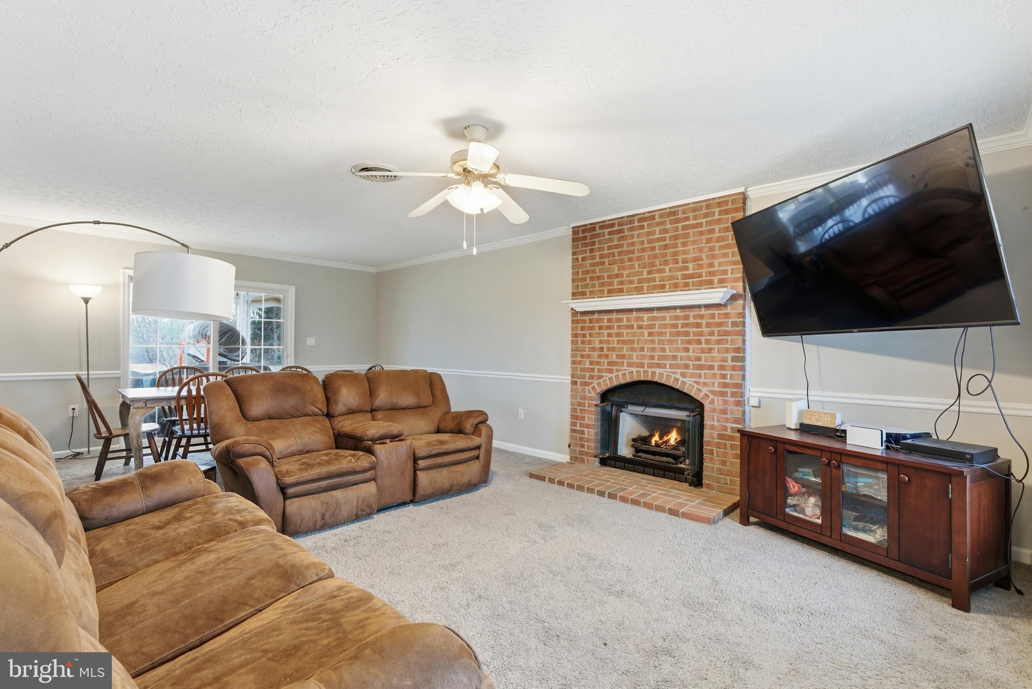 WOODSIDE ESTATES - Residential