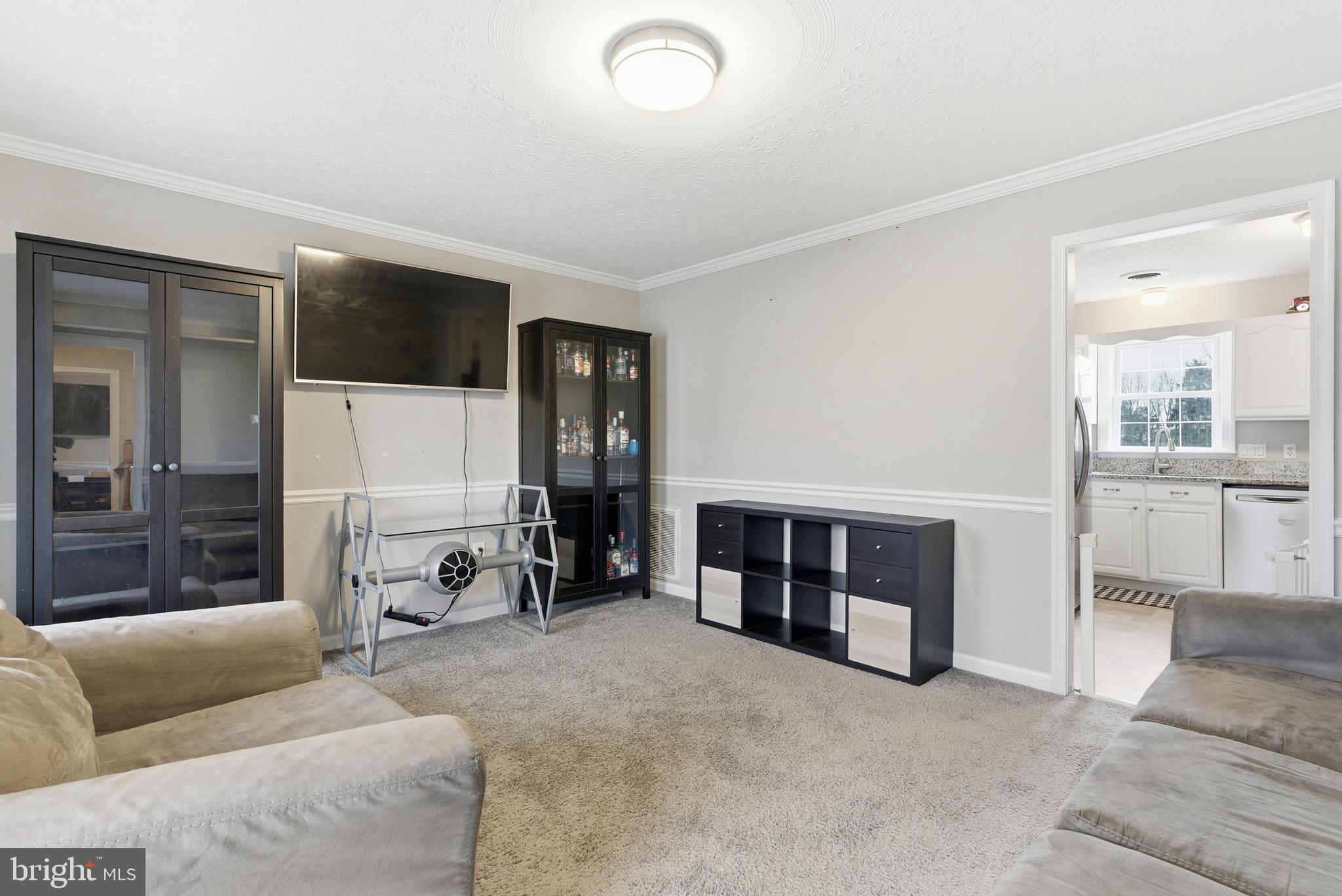 WOODSIDE ESTATES - Residential