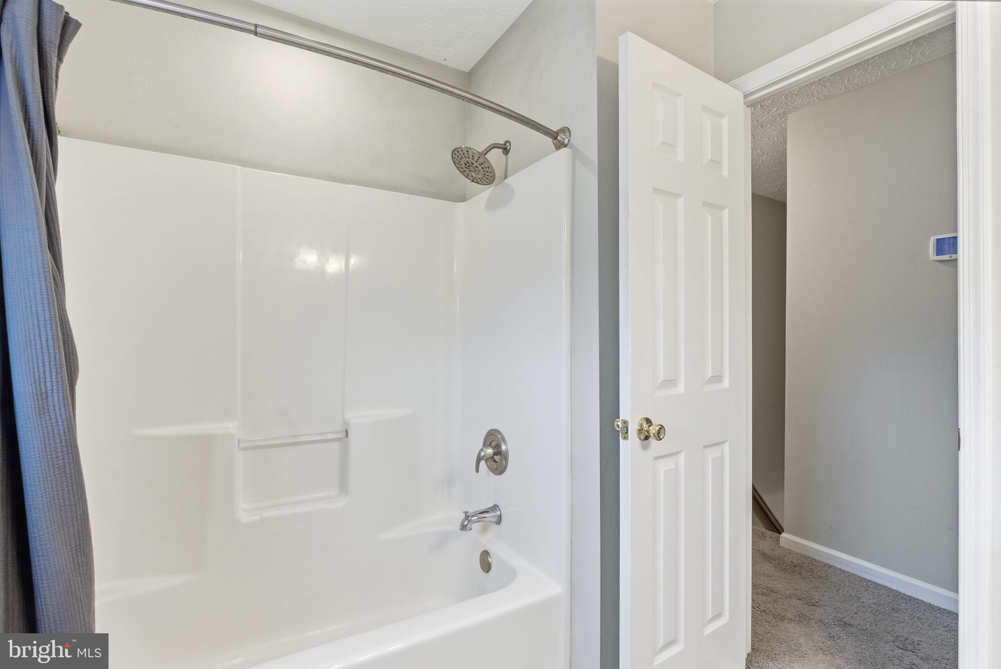 WOODSIDE ESTATES - Residential