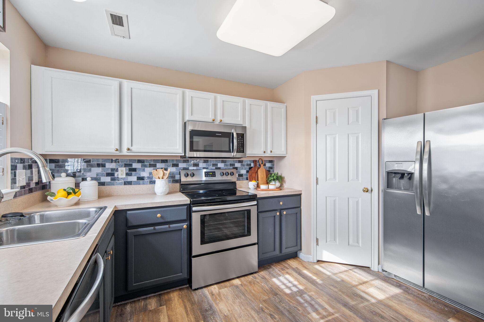 CEDAR COMMONS - Residential