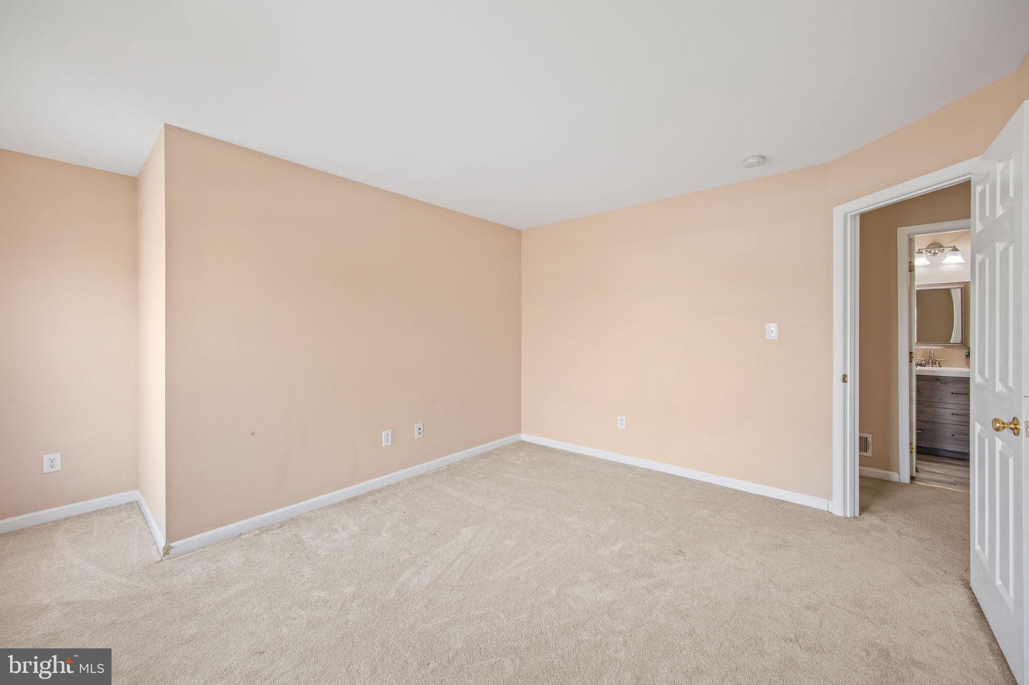 CEDAR COMMONS - Residential