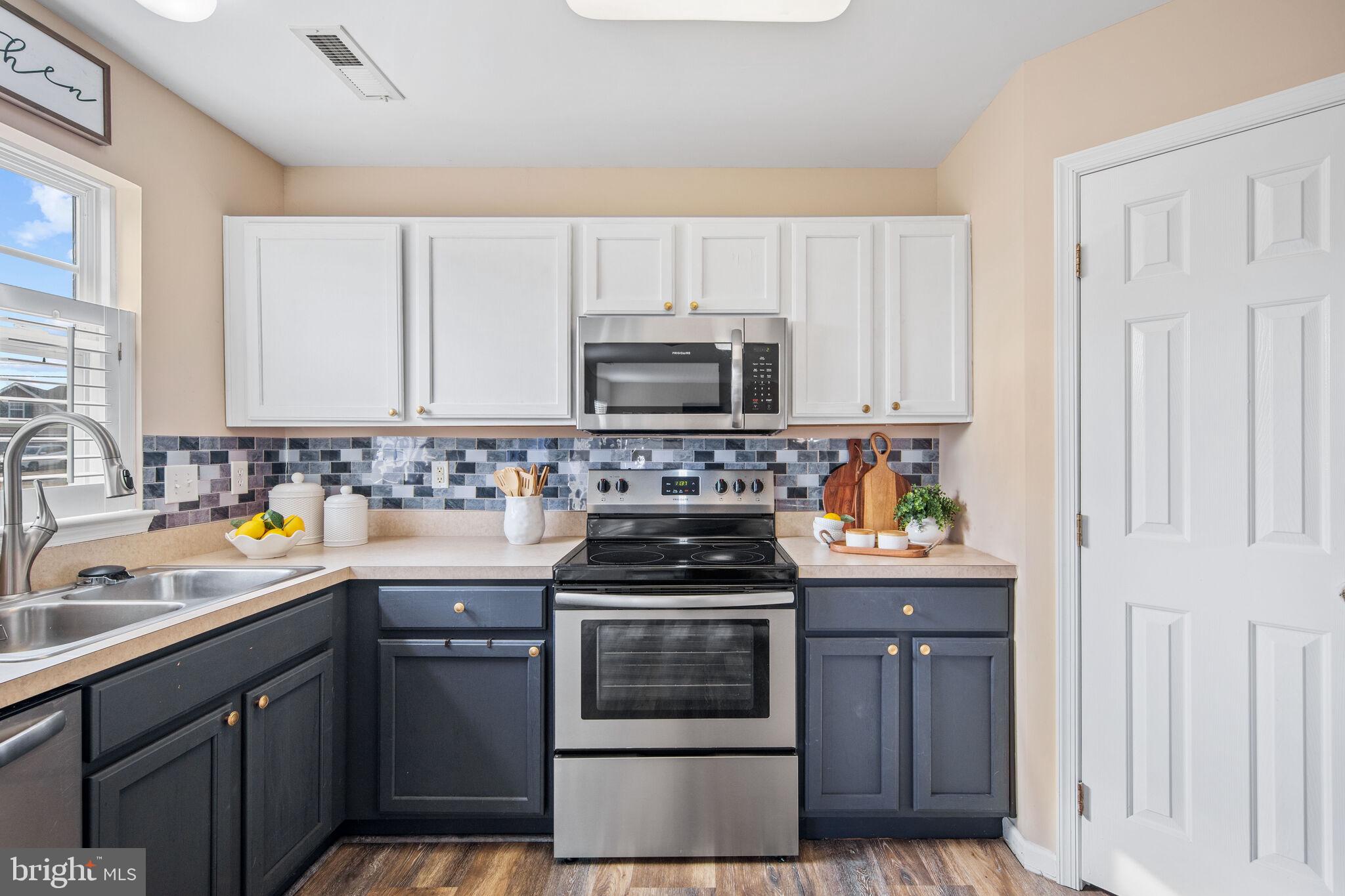 CEDAR COMMONS - Residential