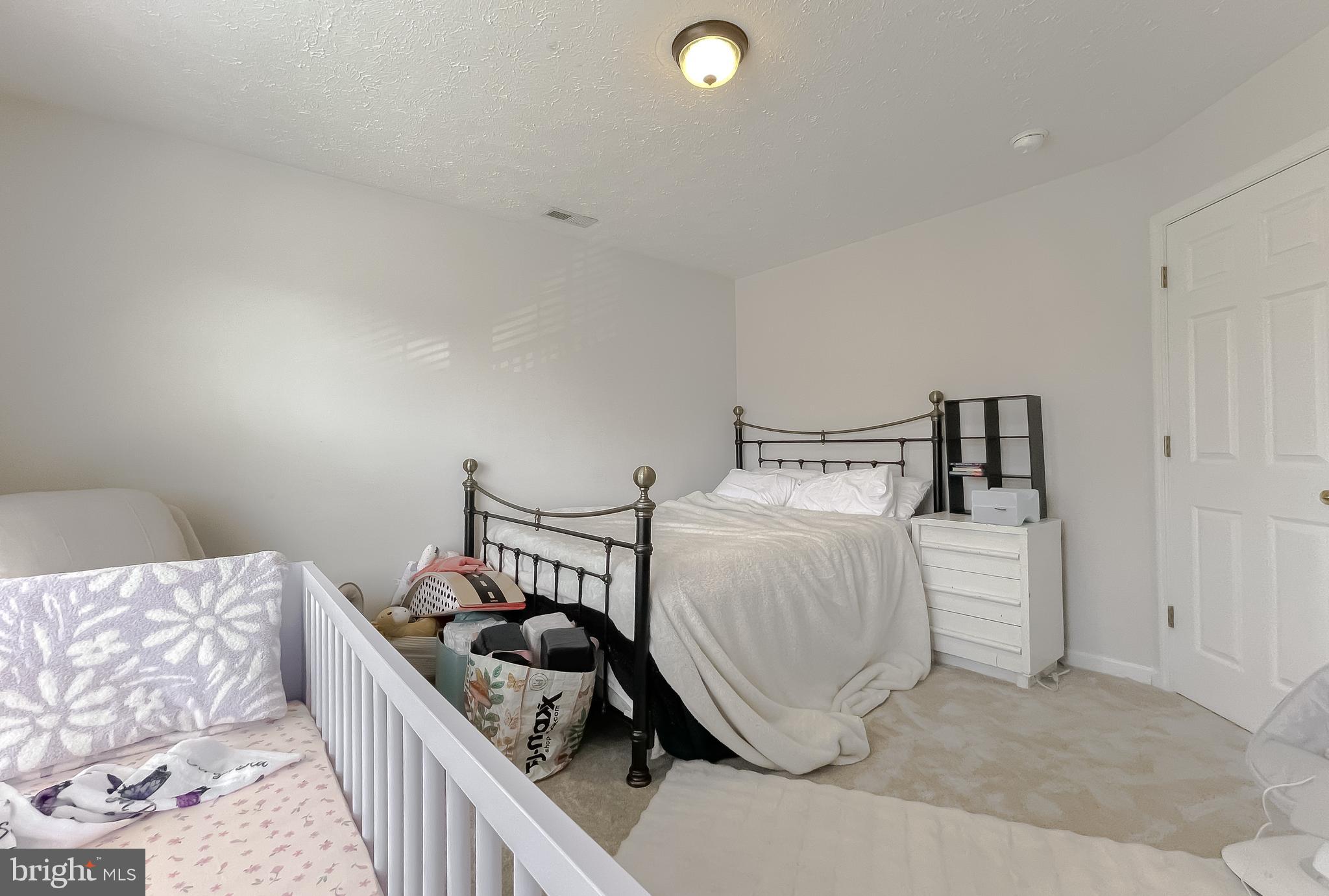 WILLOW WOODS - Residential