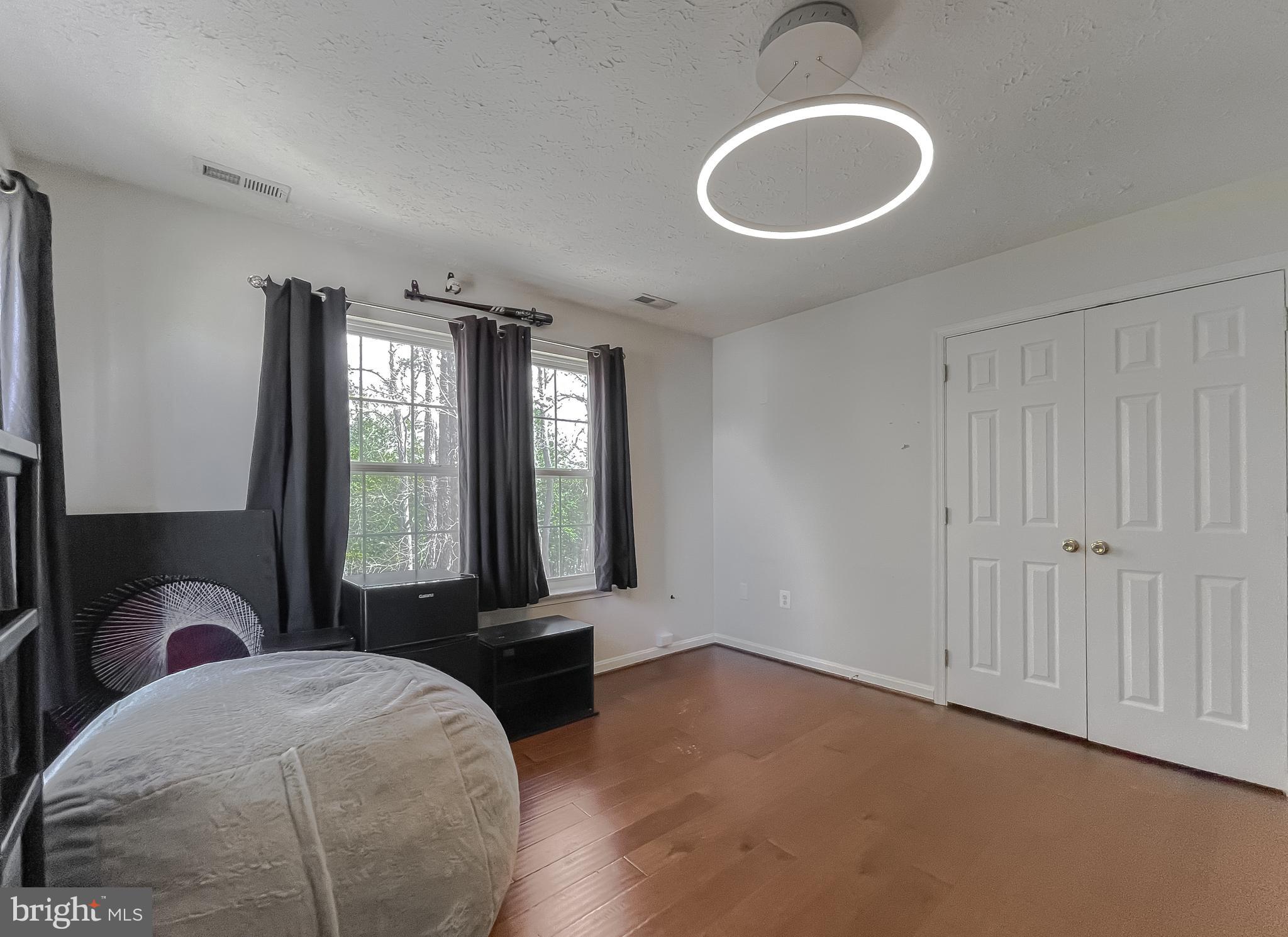 WILLOW WOODS - Residential