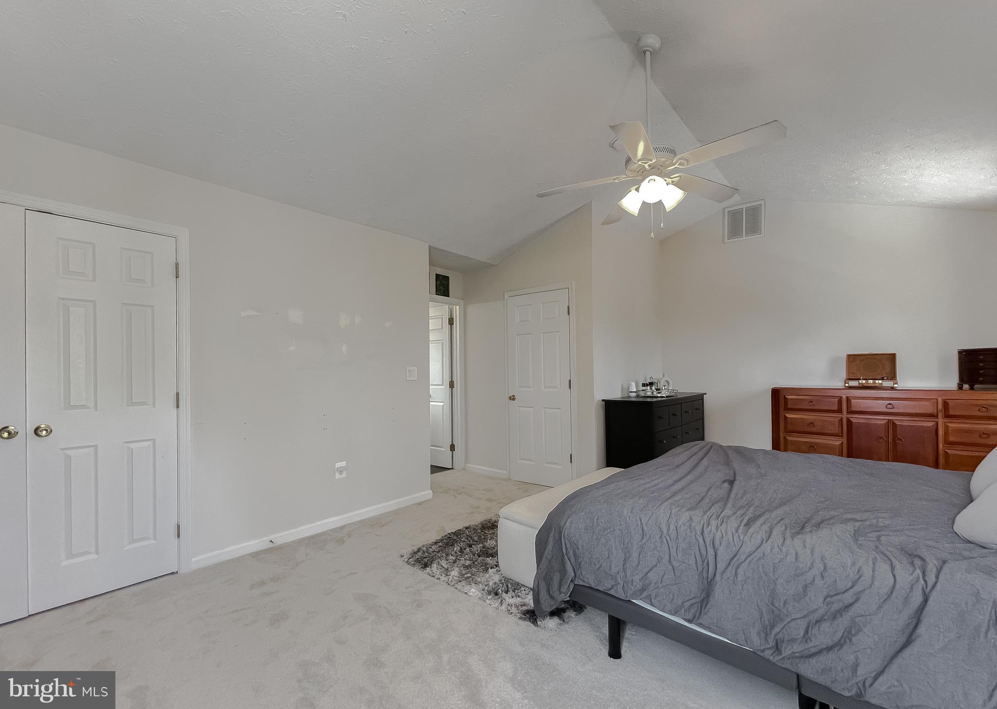 WILLOW WOODS - Residential