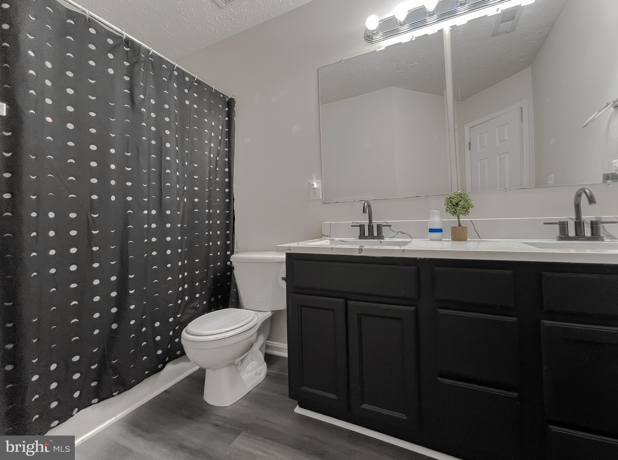 WILLOW WOODS - Residential