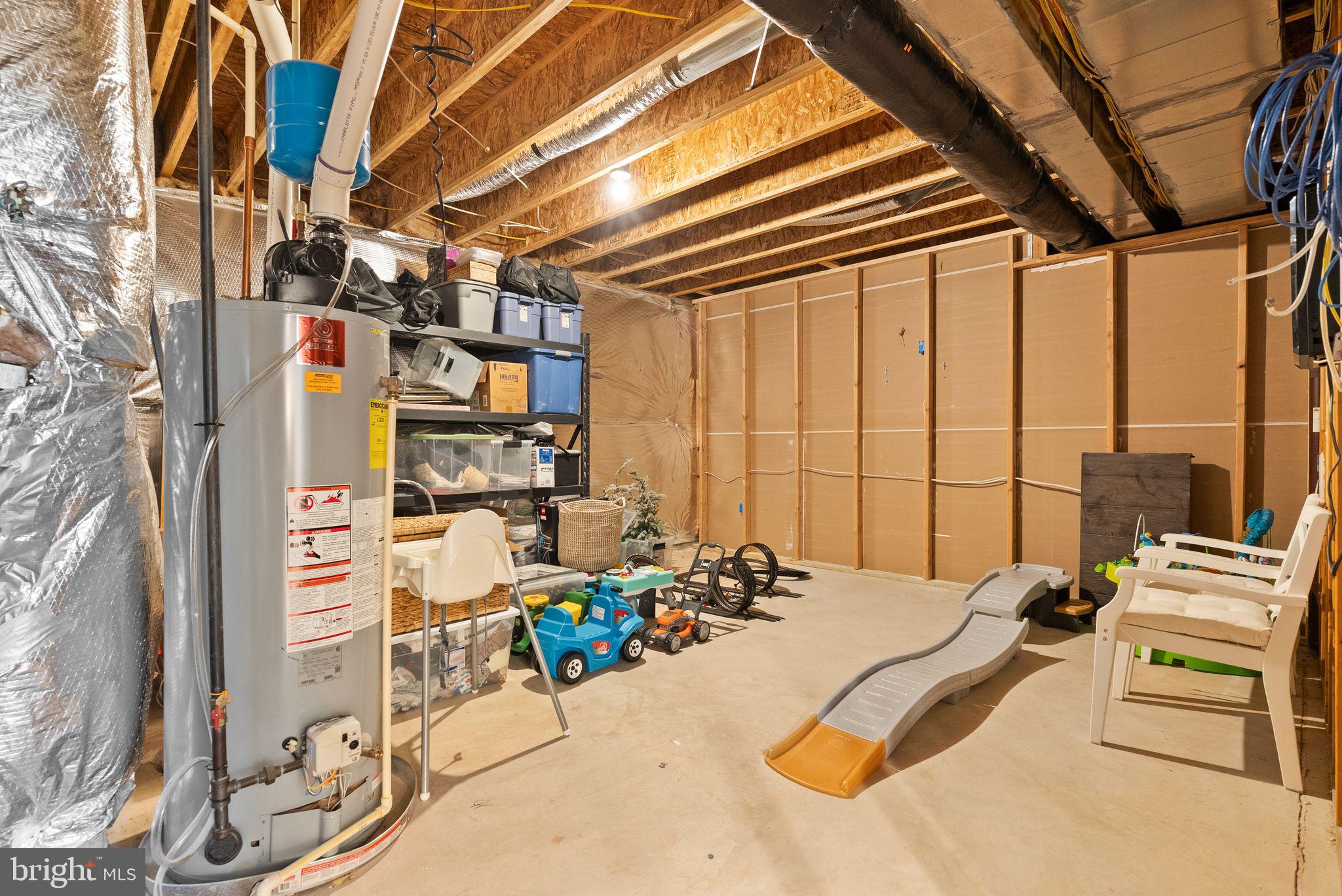 GROVE AT WILLOWSFORD - Residential