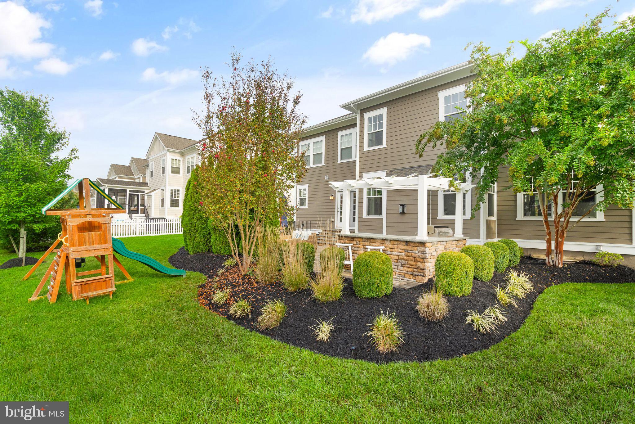 GROVE AT WILLOWSFORD - Residential