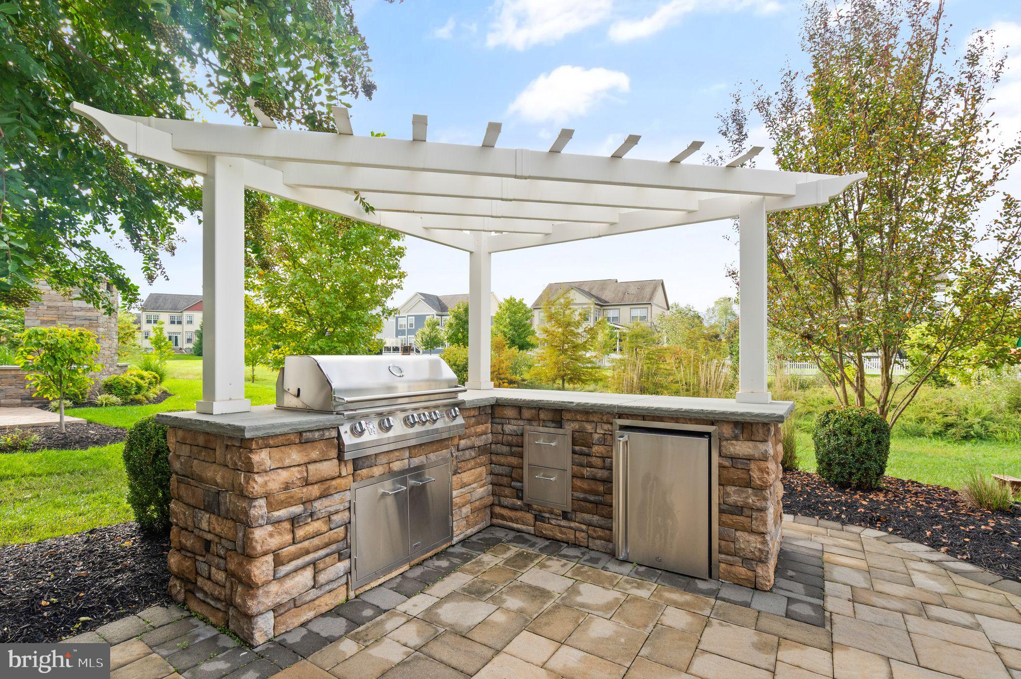 GROVE AT WILLOWSFORD - Residential