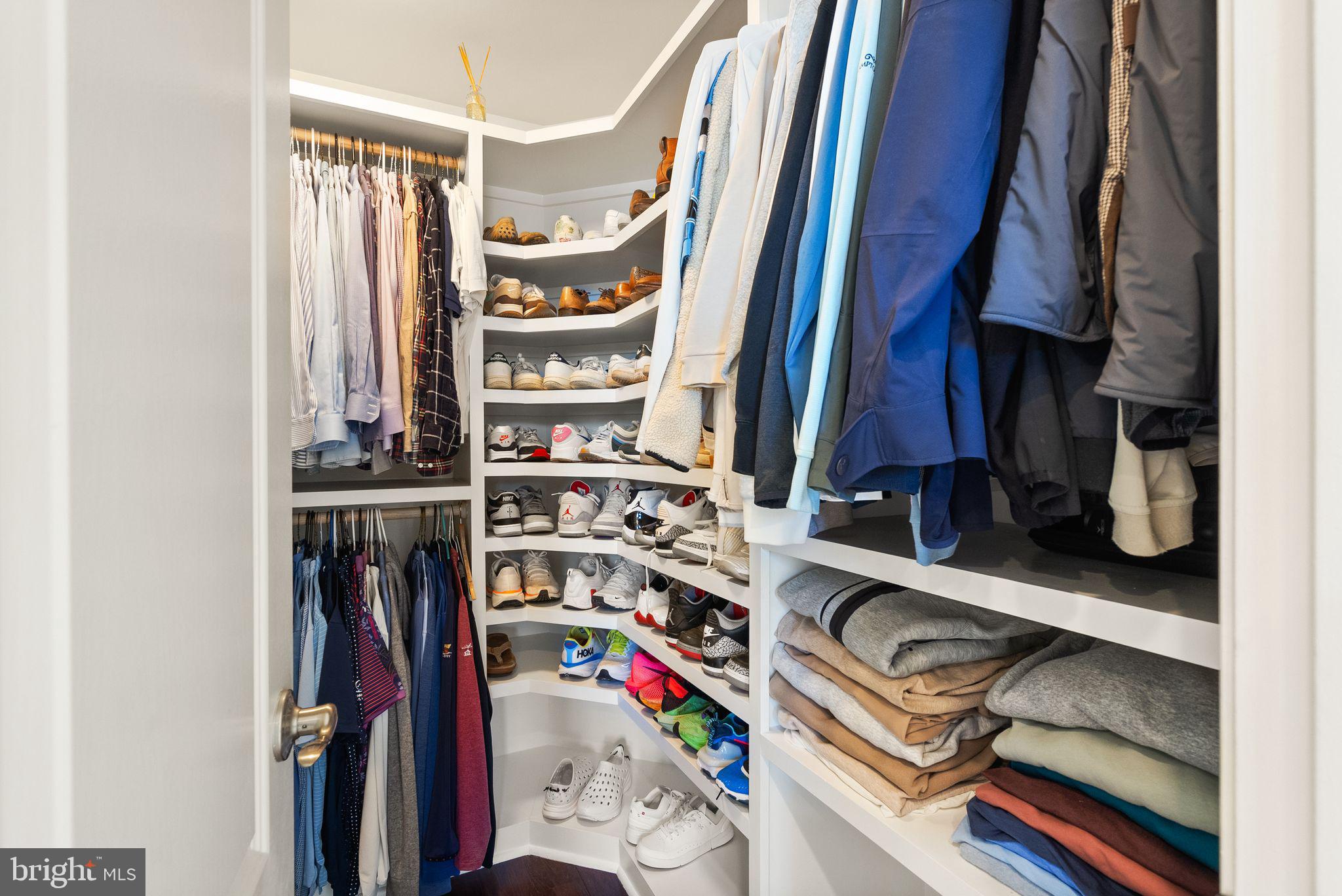 GROVE AT WILLOWSFORD - Residential