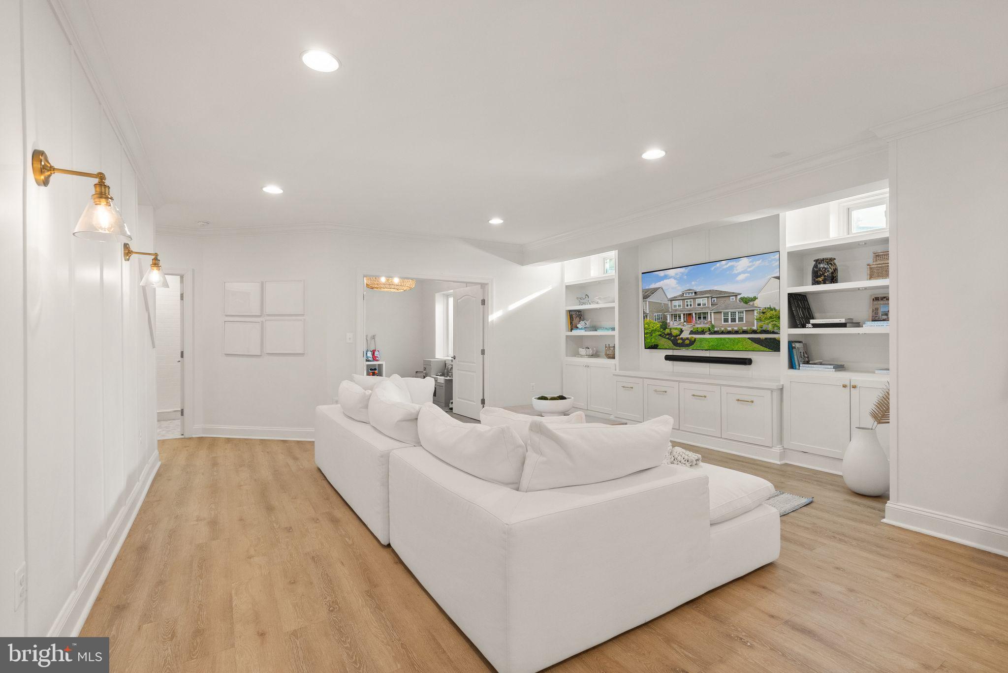 GROVE AT WILLOWSFORD - Residential