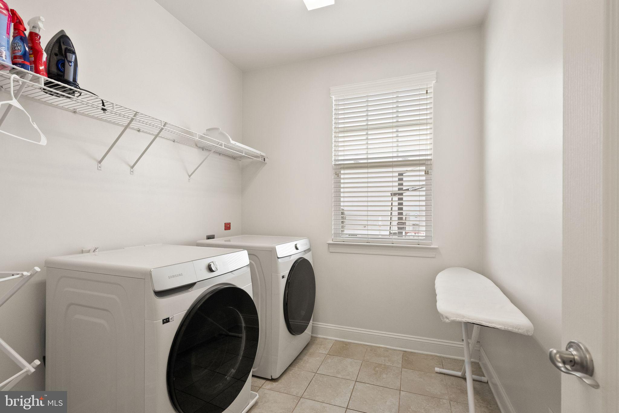 GROVE AT WILLOWSFORD - Residential