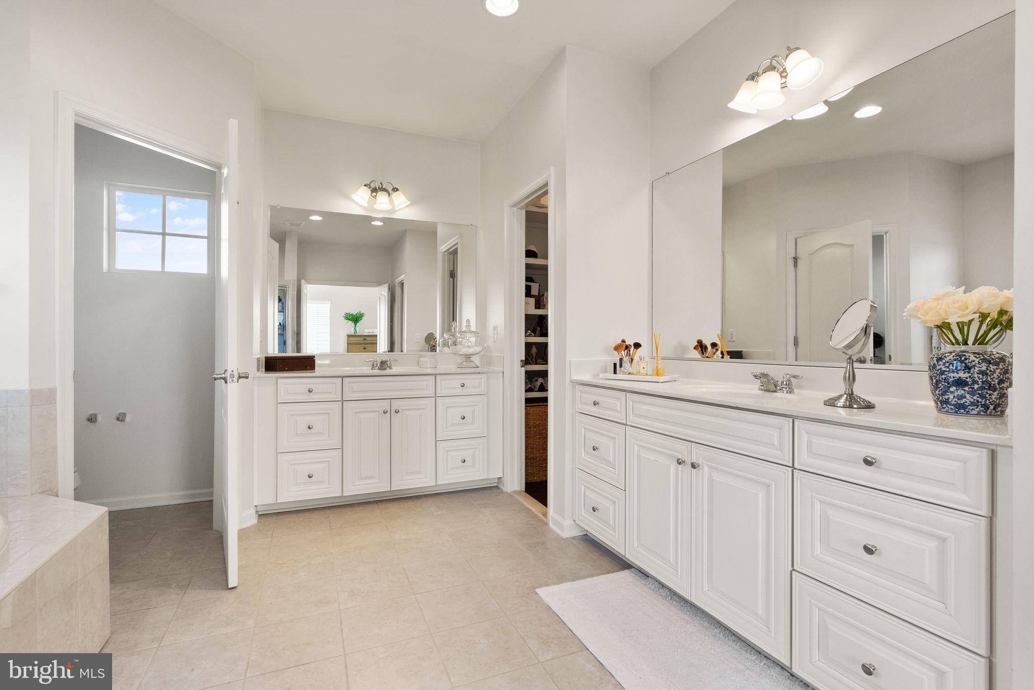 GROVE AT WILLOWSFORD - Residential