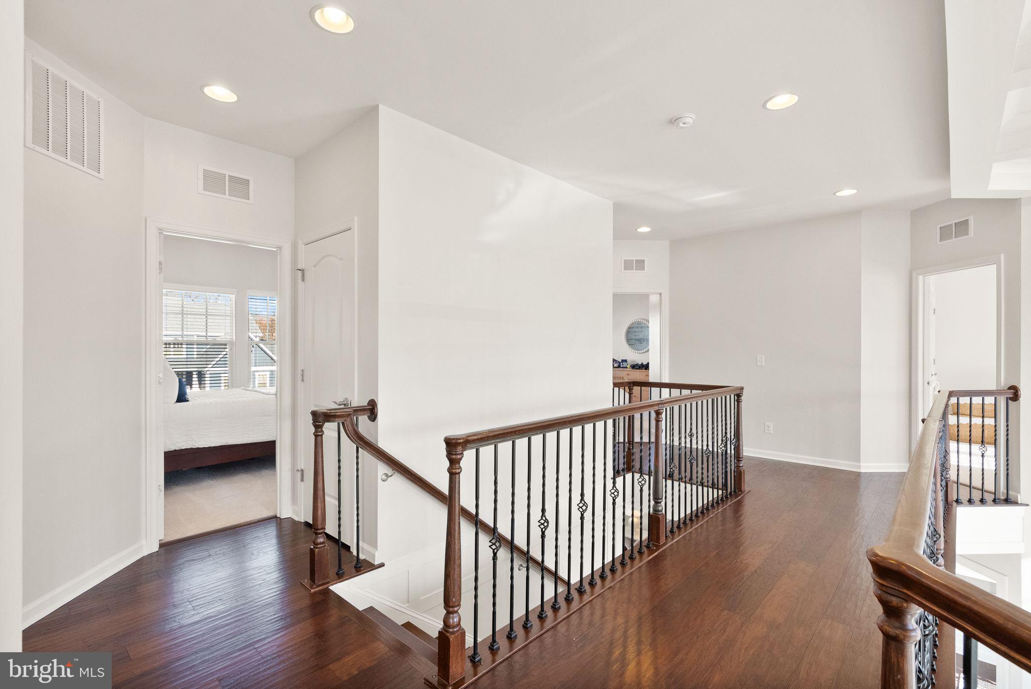 GROVE AT WILLOWSFORD - Residential