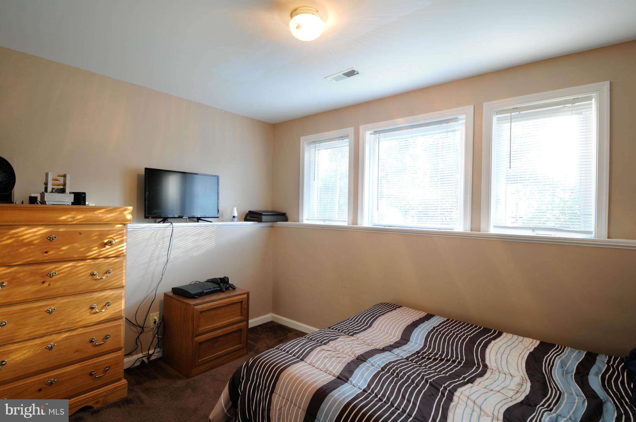 PIEDMONT HILLS - Residential