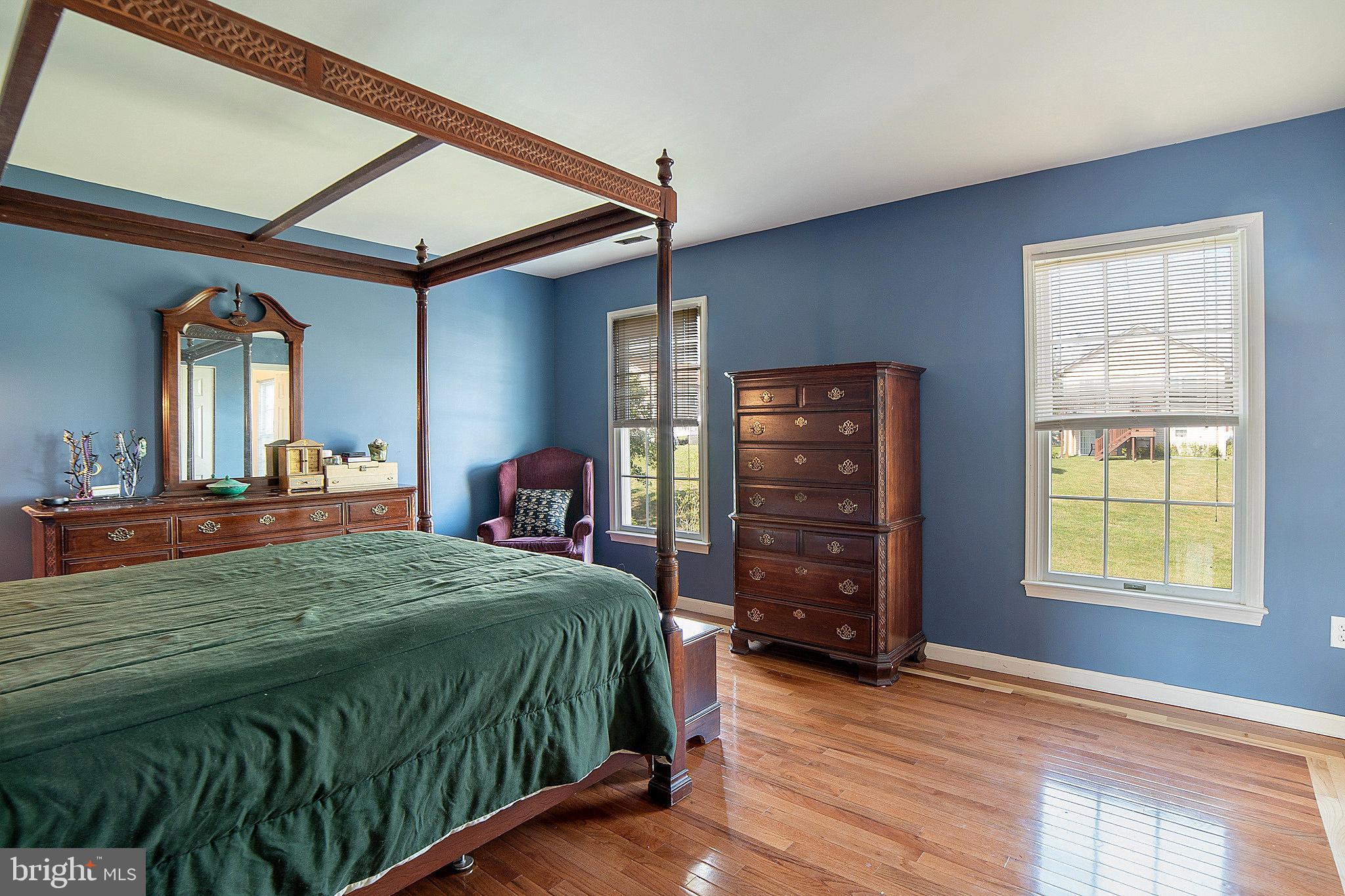 NOTTINGHAM VILLAGE - Residential