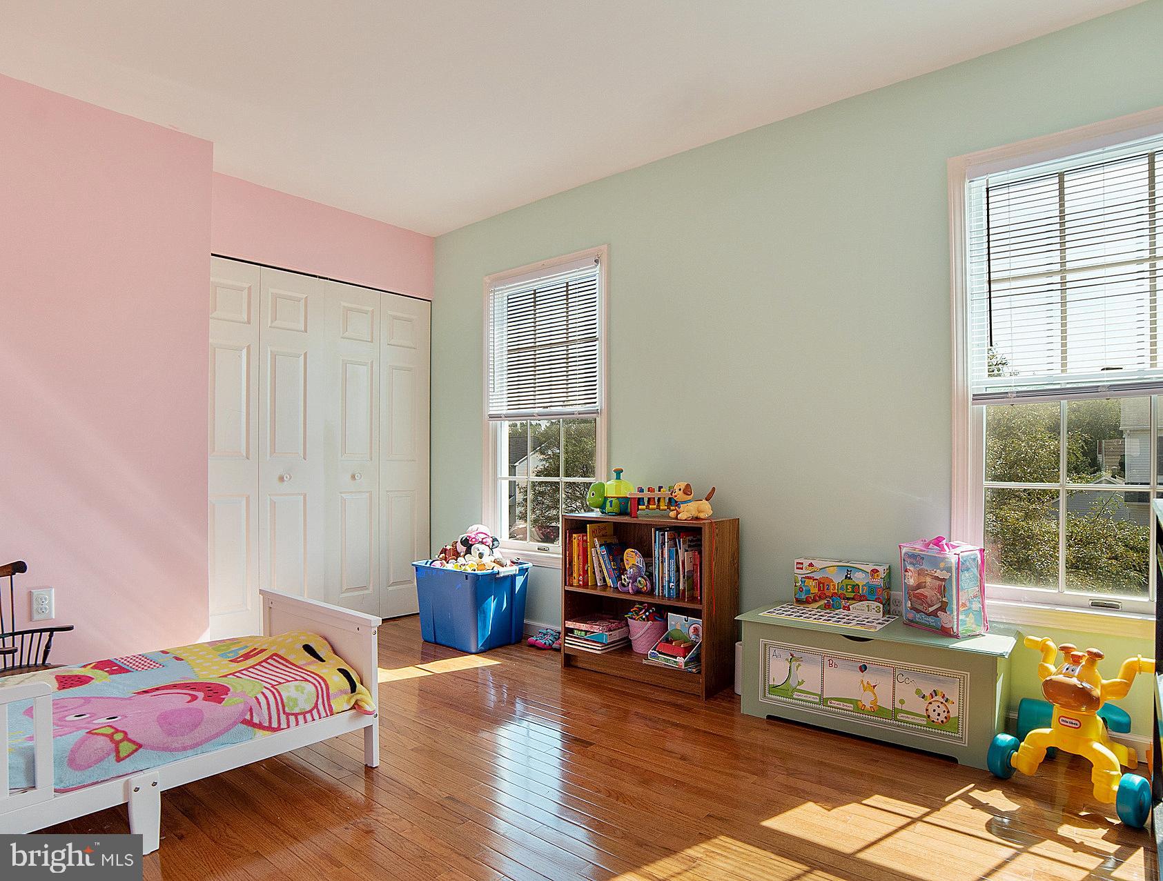 NOTTINGHAM VILLAGE - Residential