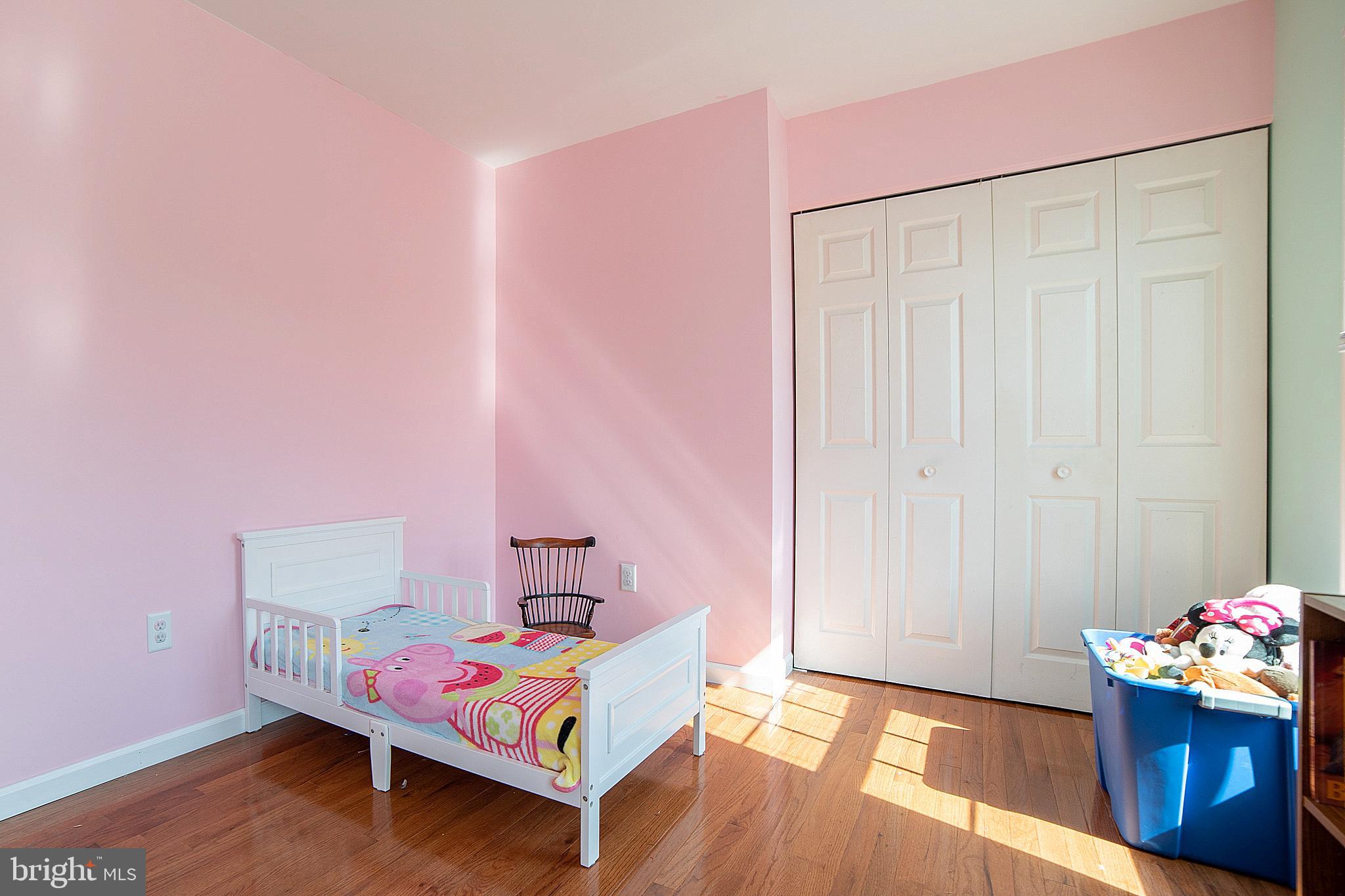 NOTTINGHAM VILLAGE - Residential