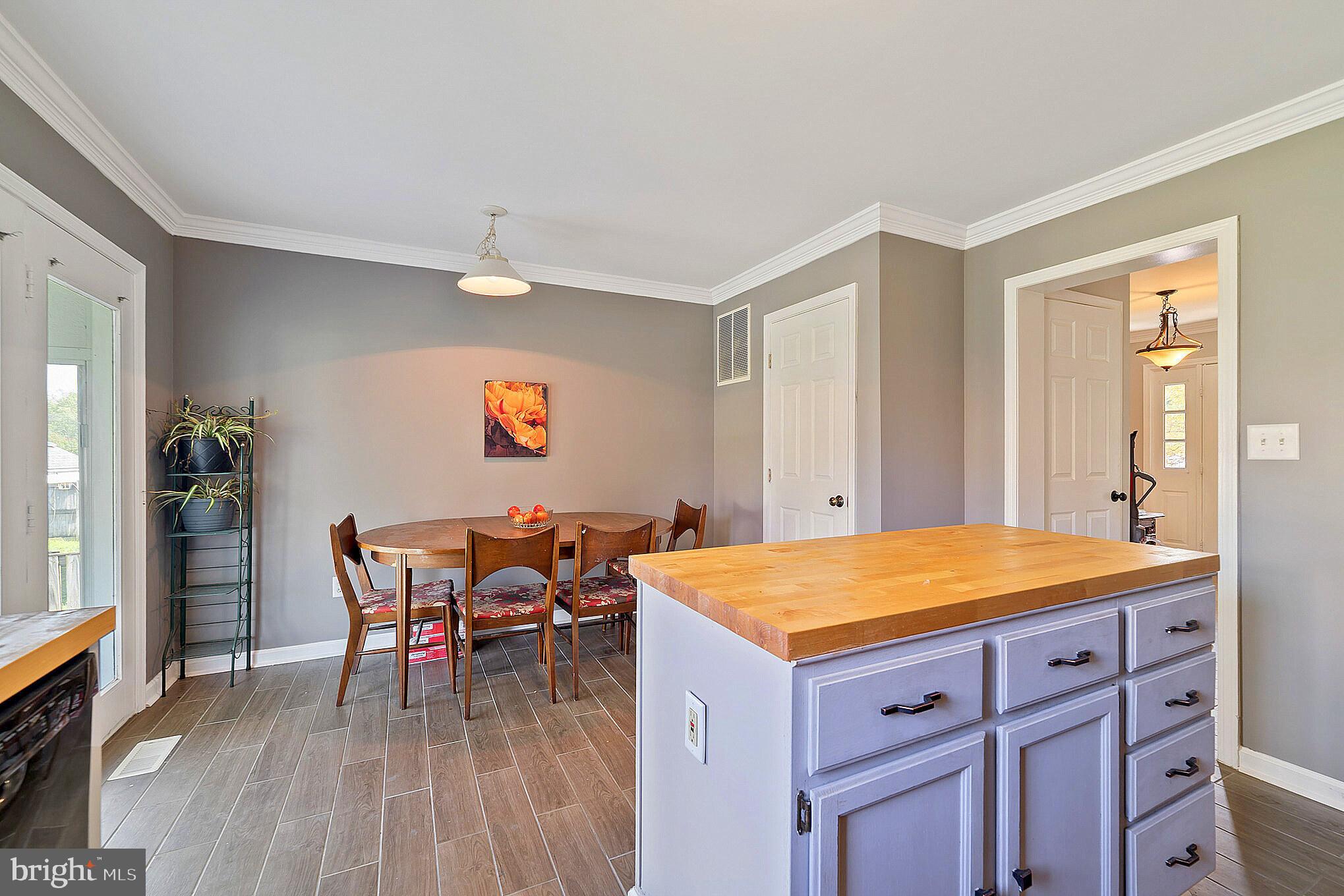 NOTTINGHAM VILLAGE - Residential