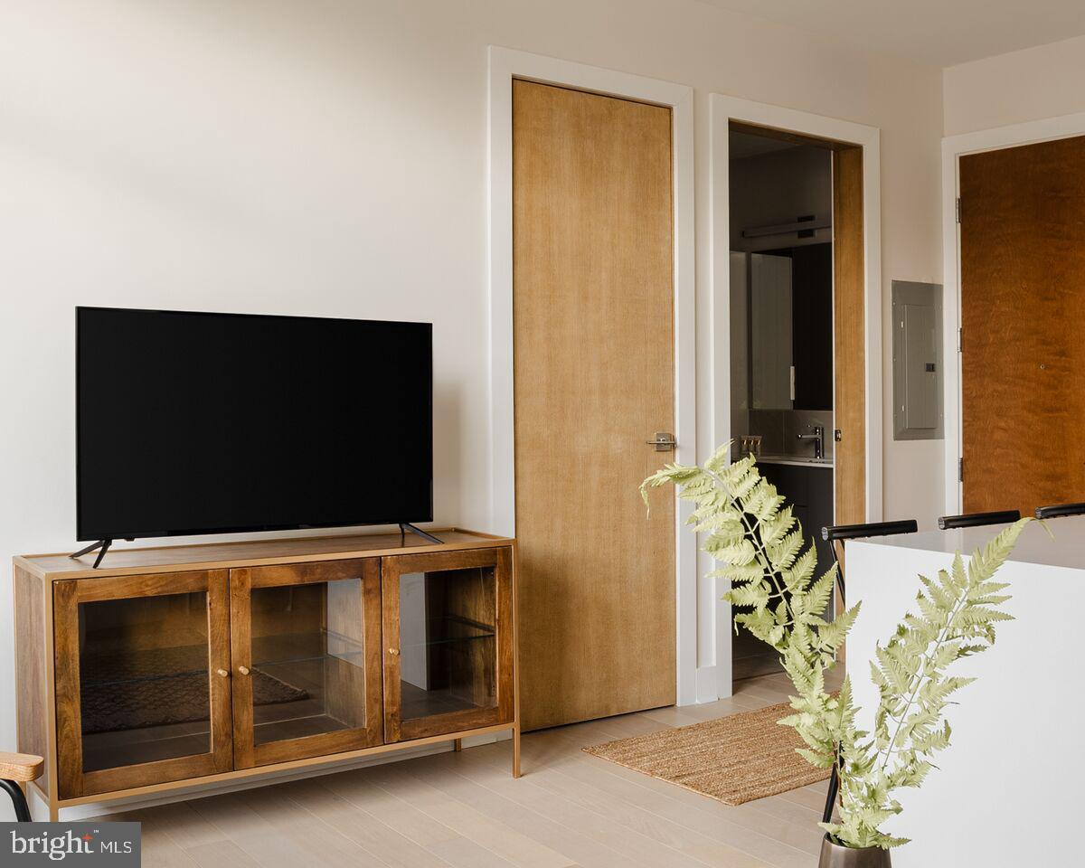 OLD CITY - Residential Lease