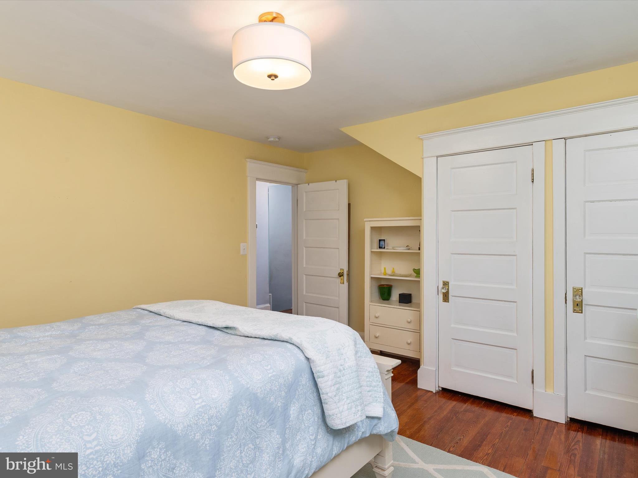 MURRAY HILL - Residential