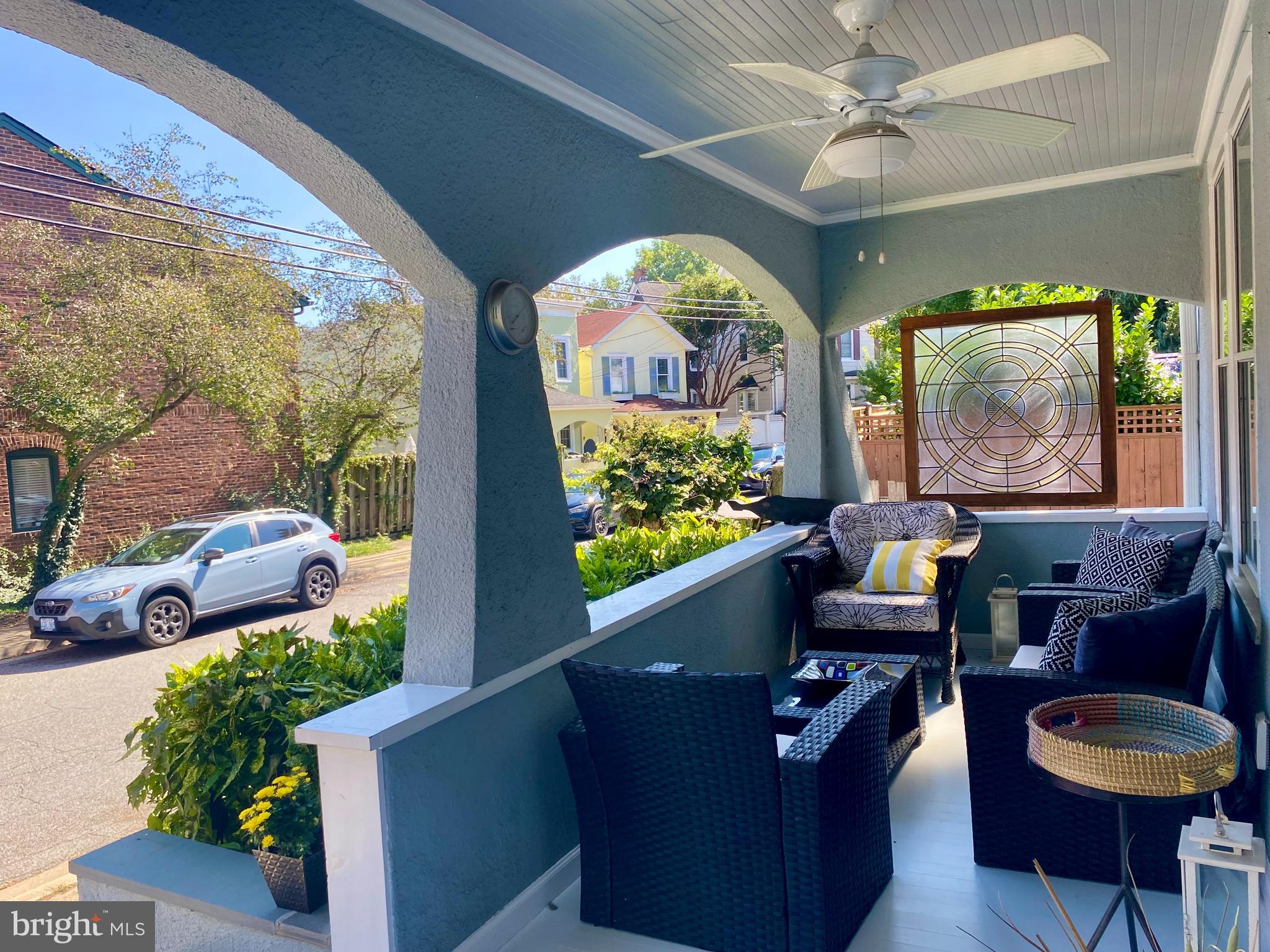 MURRAY HILL - Residential