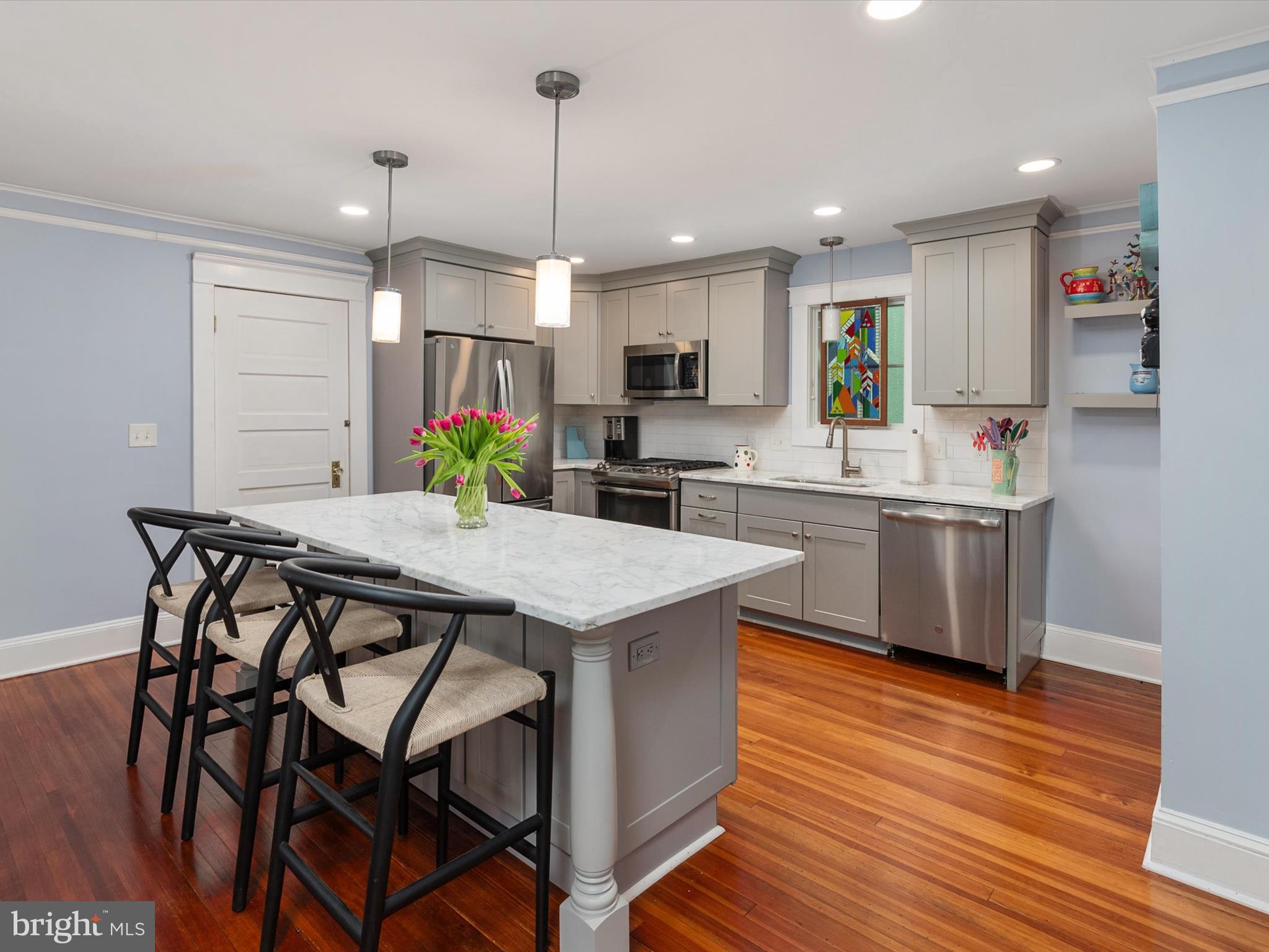 MURRAY HILL - Residential