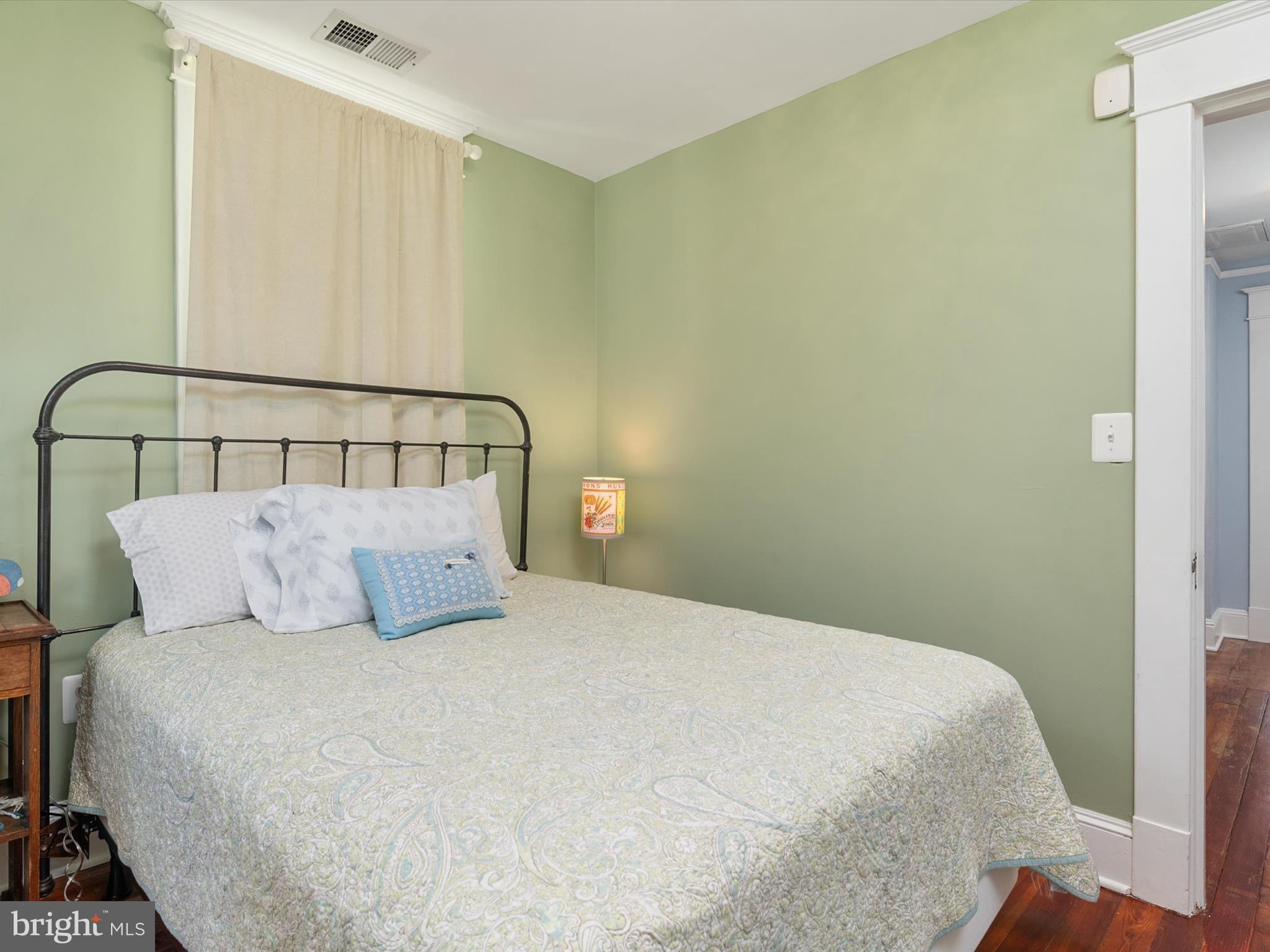 MURRAY HILL - Residential