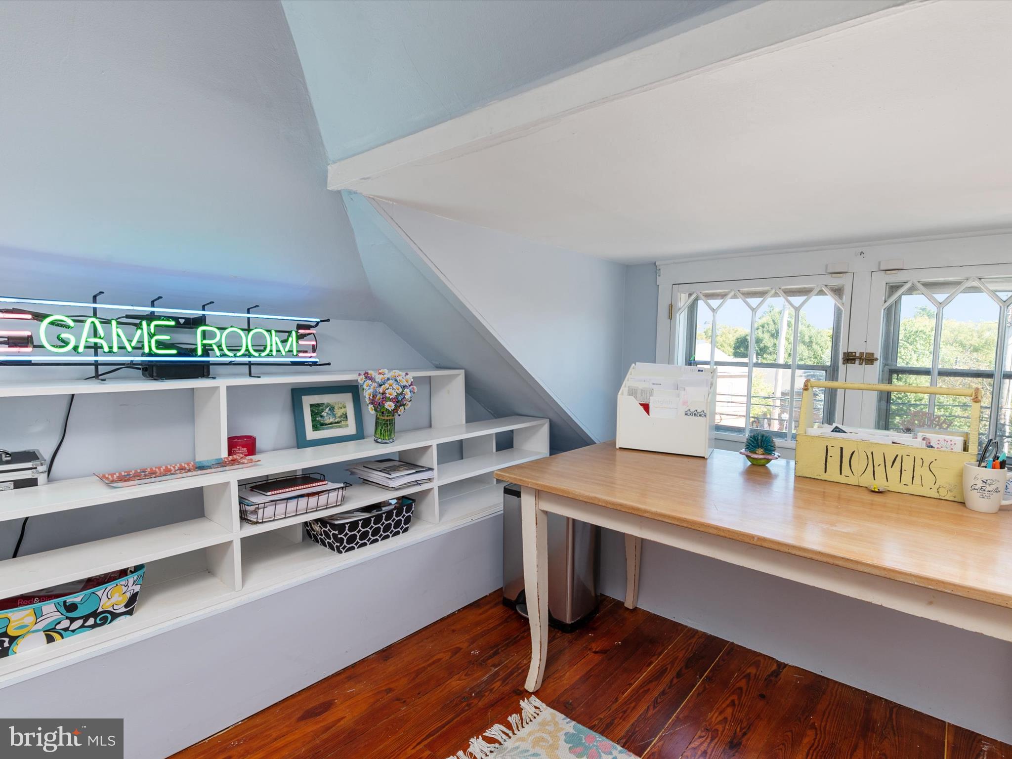 MURRAY HILL - Residential