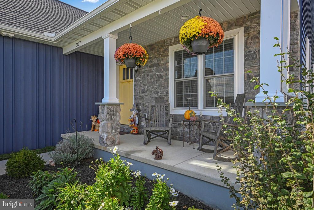 Photo of 207 Jared Way, New Holland, PA 17557 (MLS # PALA2042138)